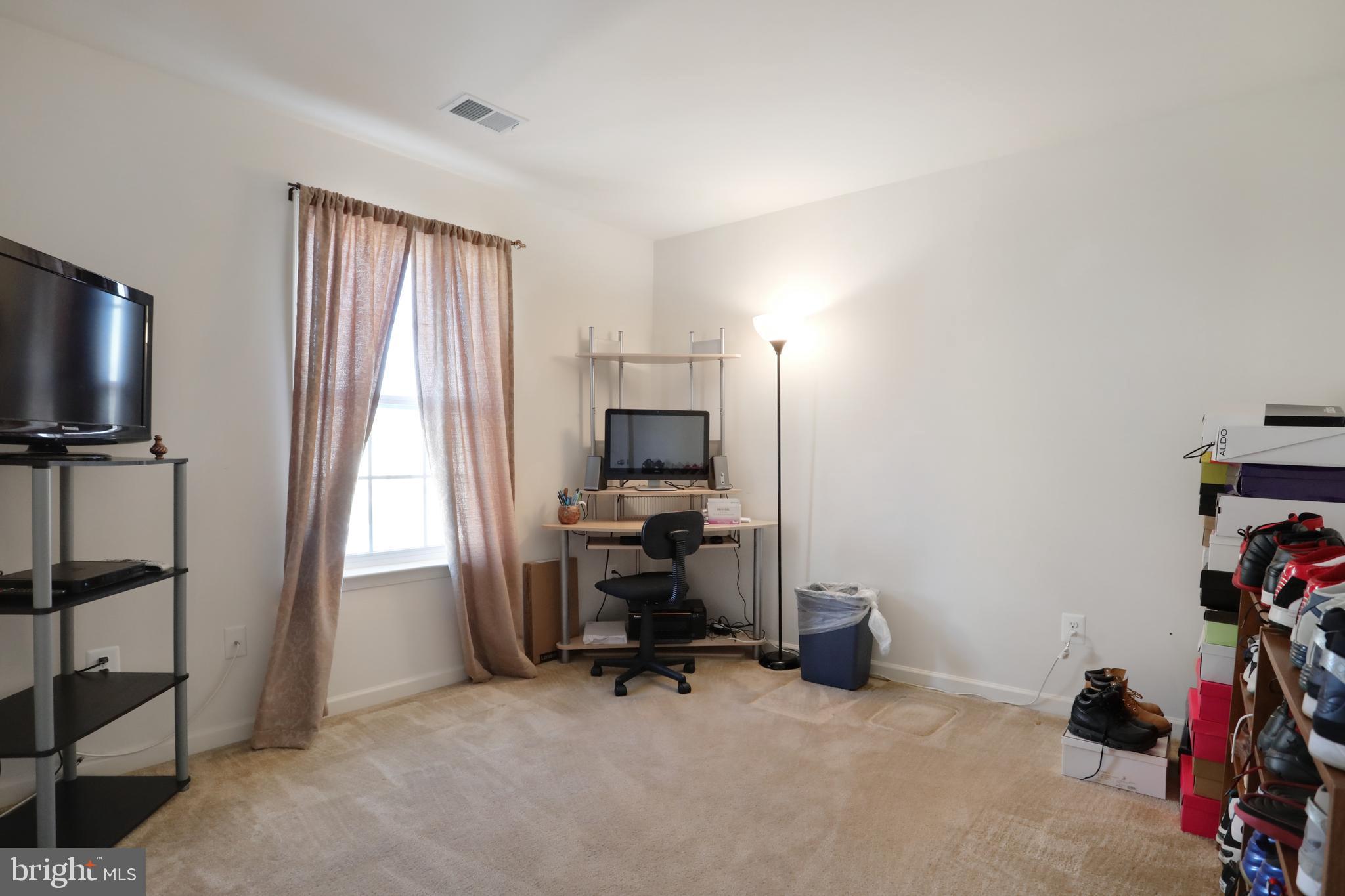 SPRUCE HILL ESTATES - Residential