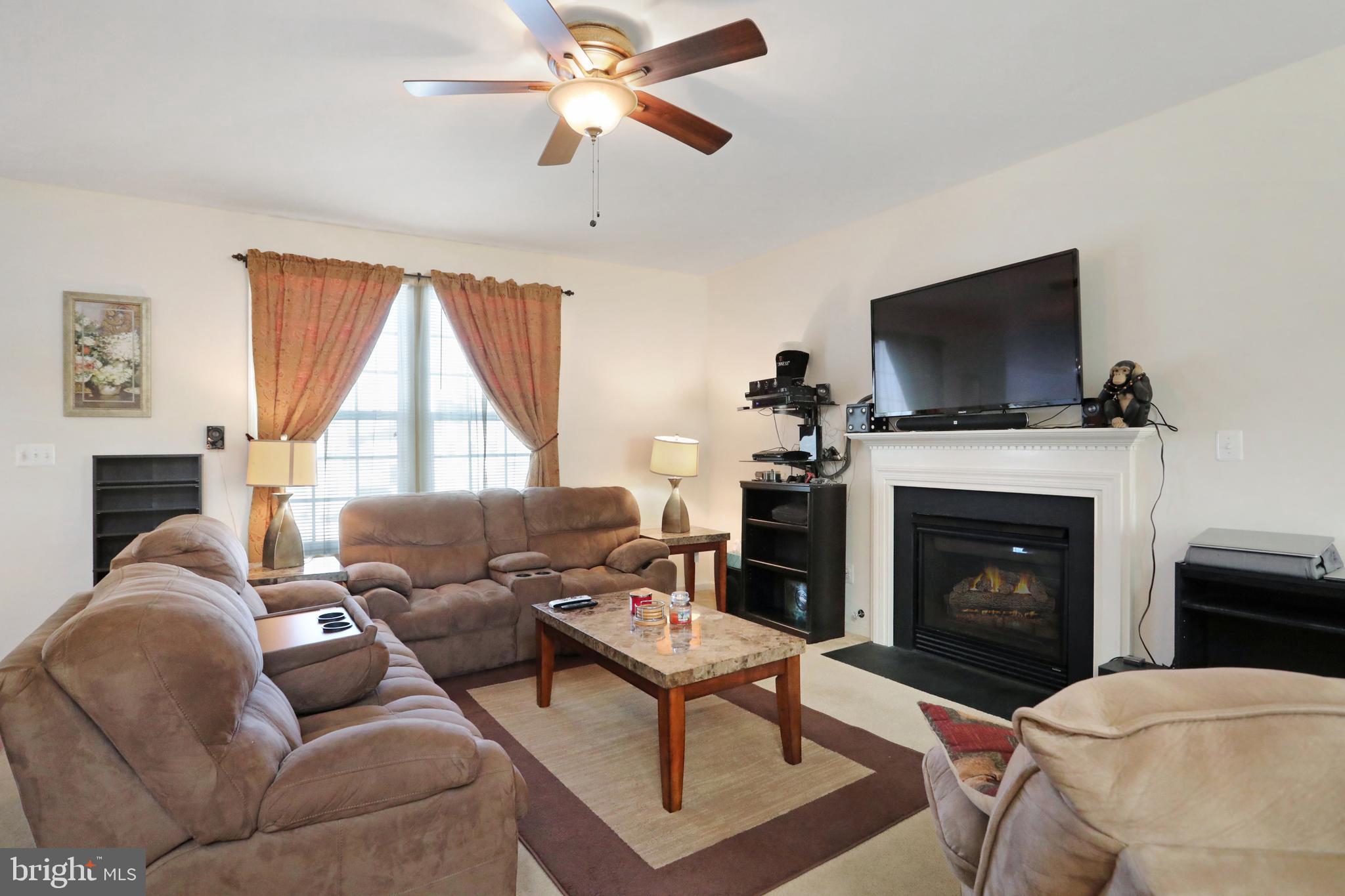 SPRUCE HILL ESTATES - Residential