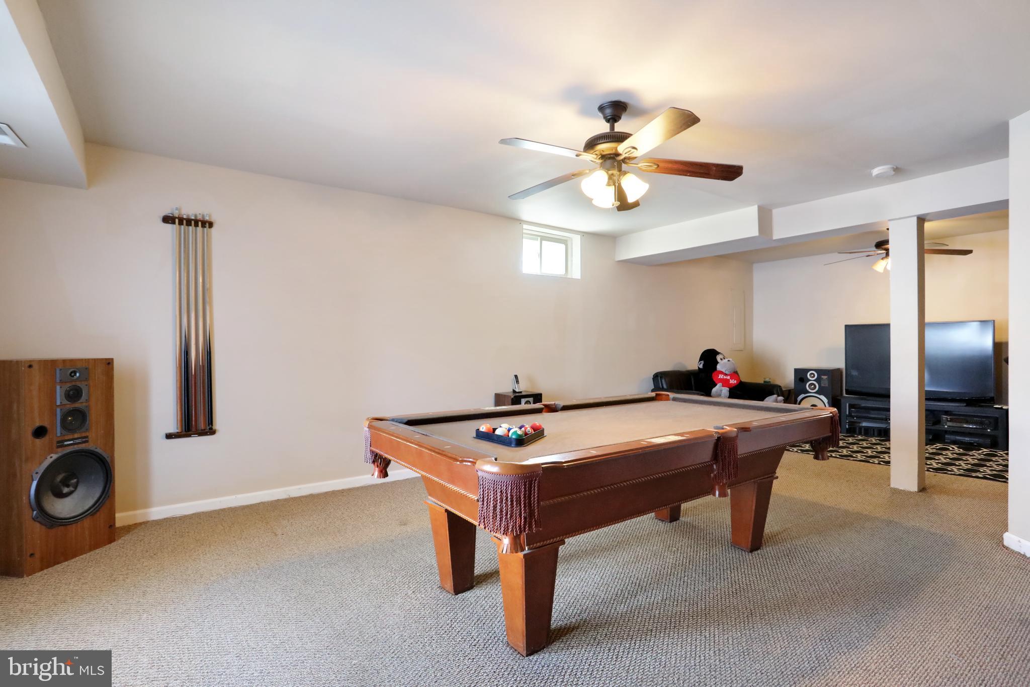 SPRUCE HILL ESTATES - Residential