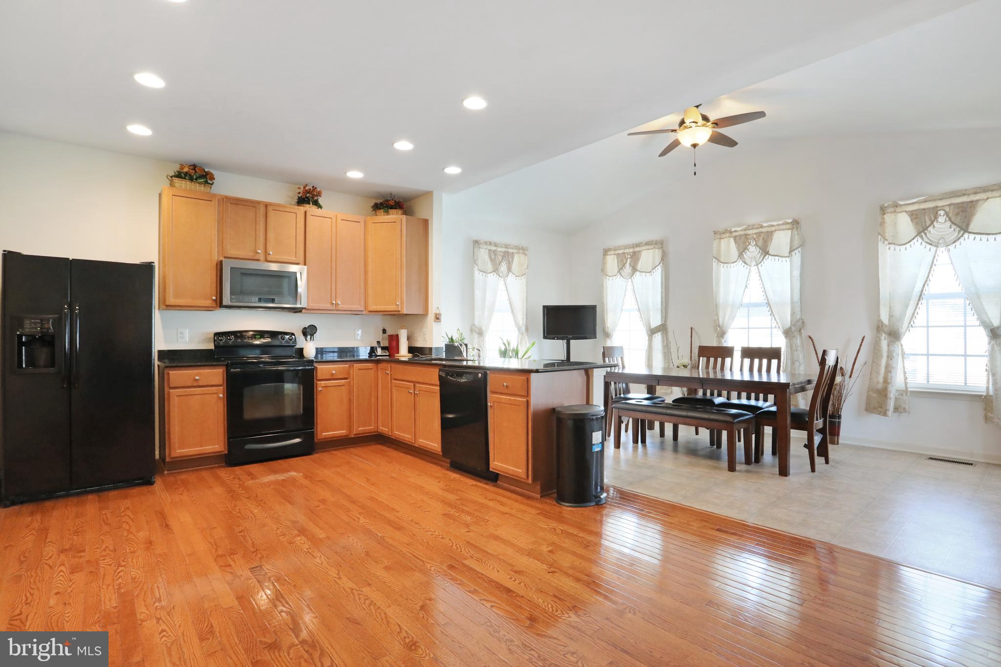 SPRUCE HILL ESTATES - Residential