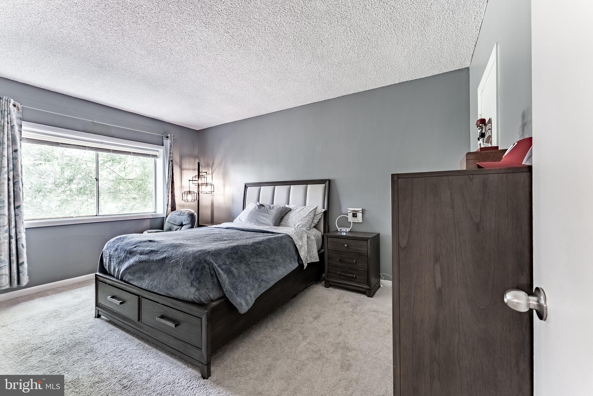 OCCOQUAN RIDGE CONDO - Residential