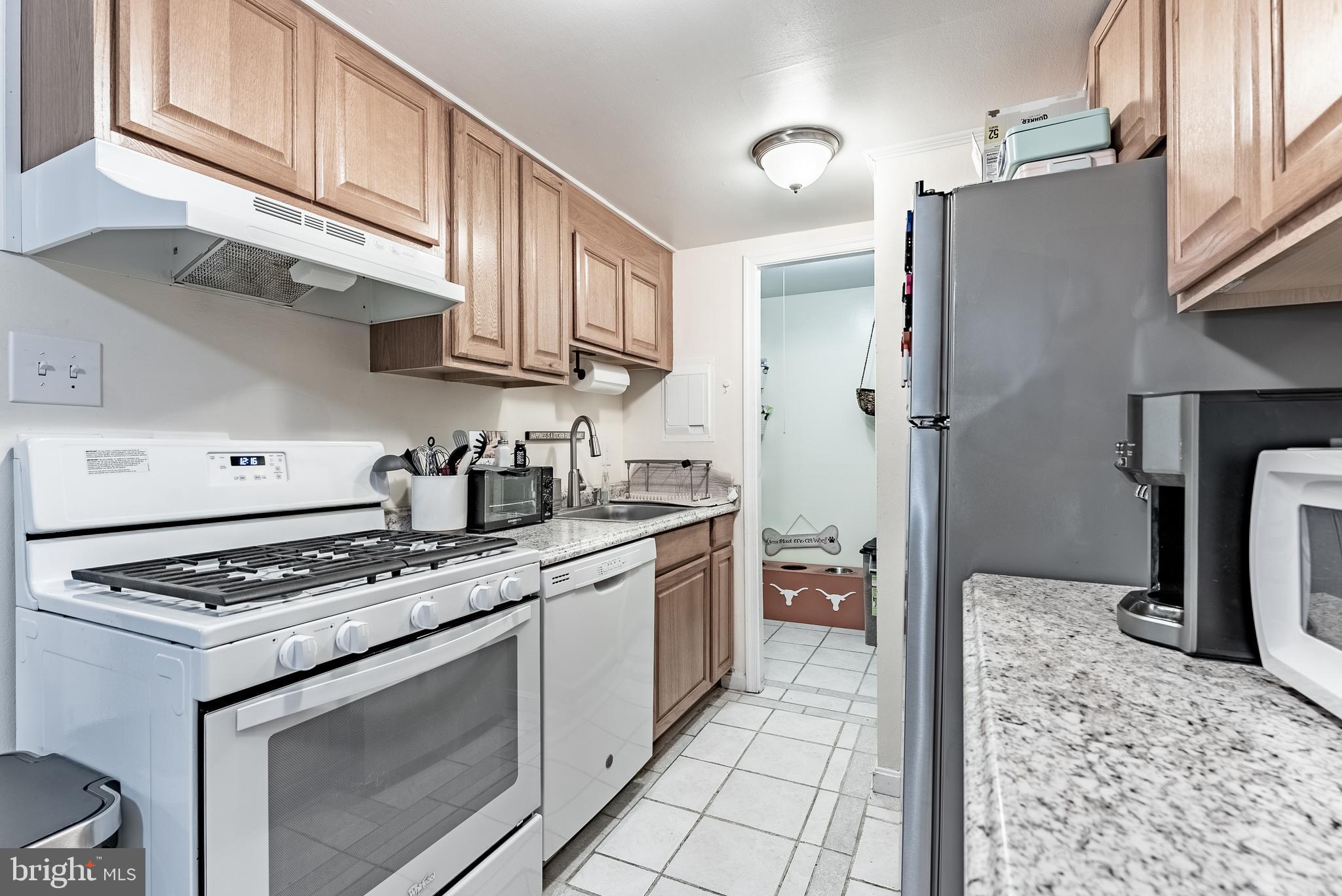 OCCOQUAN RIDGE CONDO - Residential