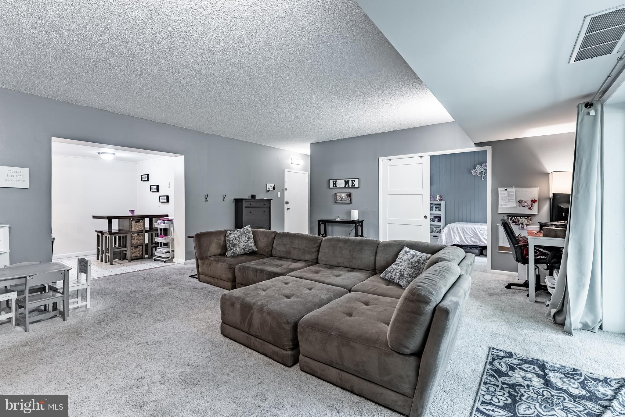 OCCOQUAN RIDGE CONDO - Residential