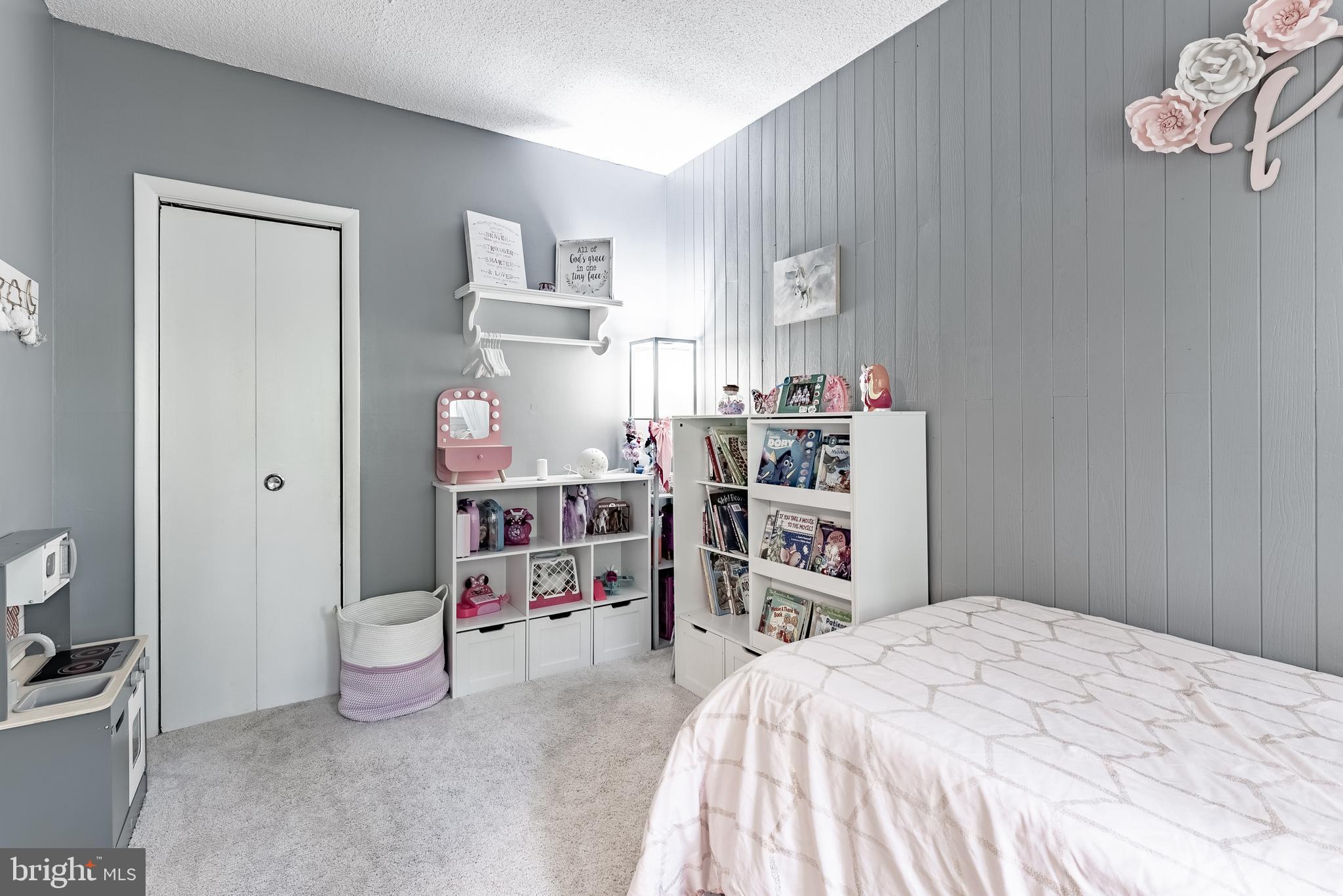 OCCOQUAN RIDGE CONDO - Residential