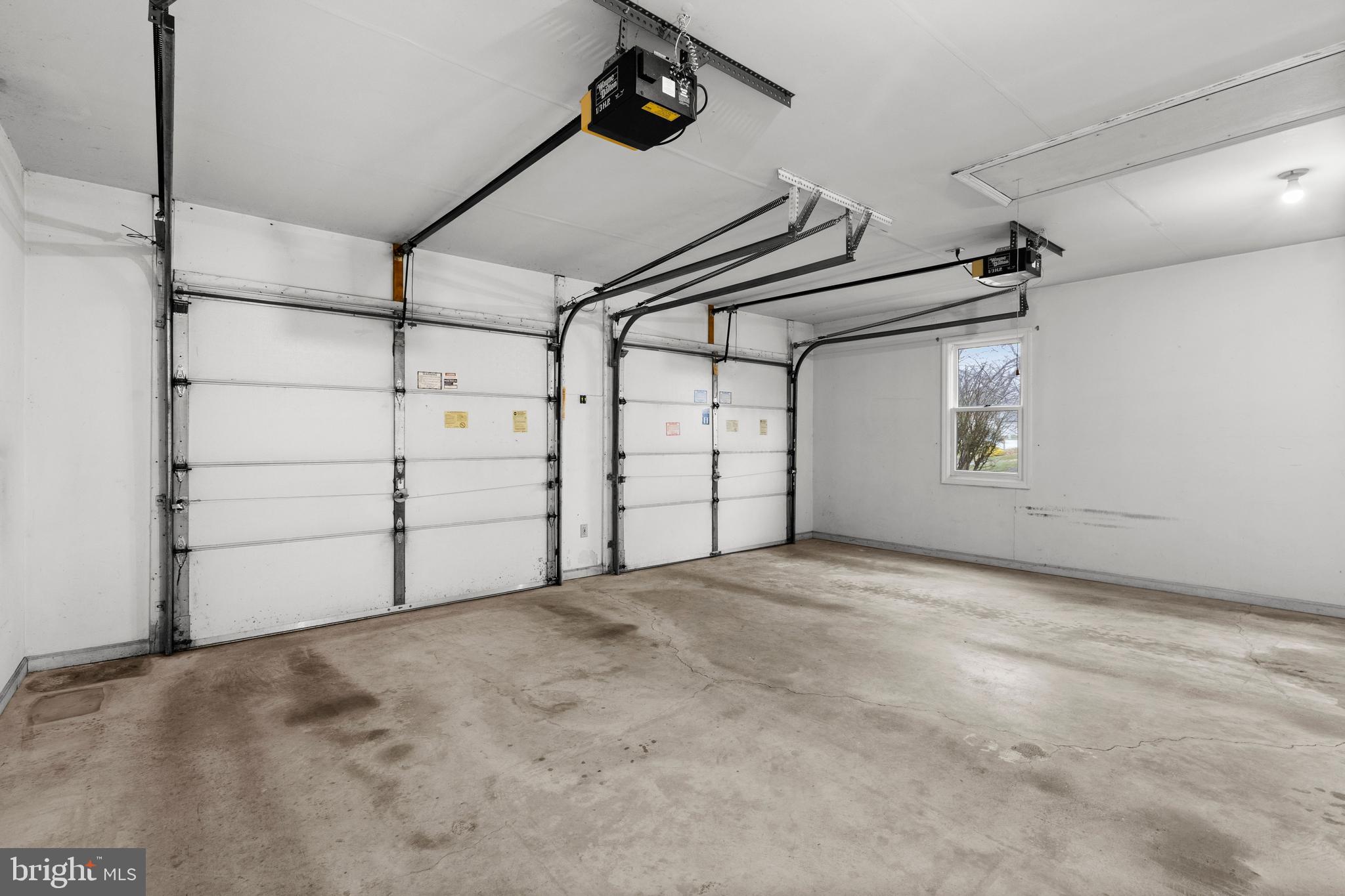 PARKSIDE ESTATES - Residential