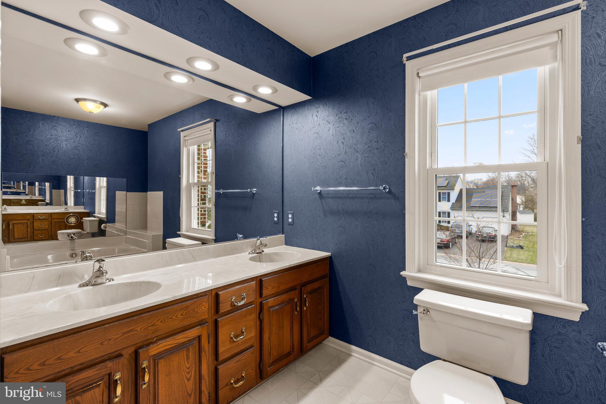 PARKSIDE ESTATES - Residential