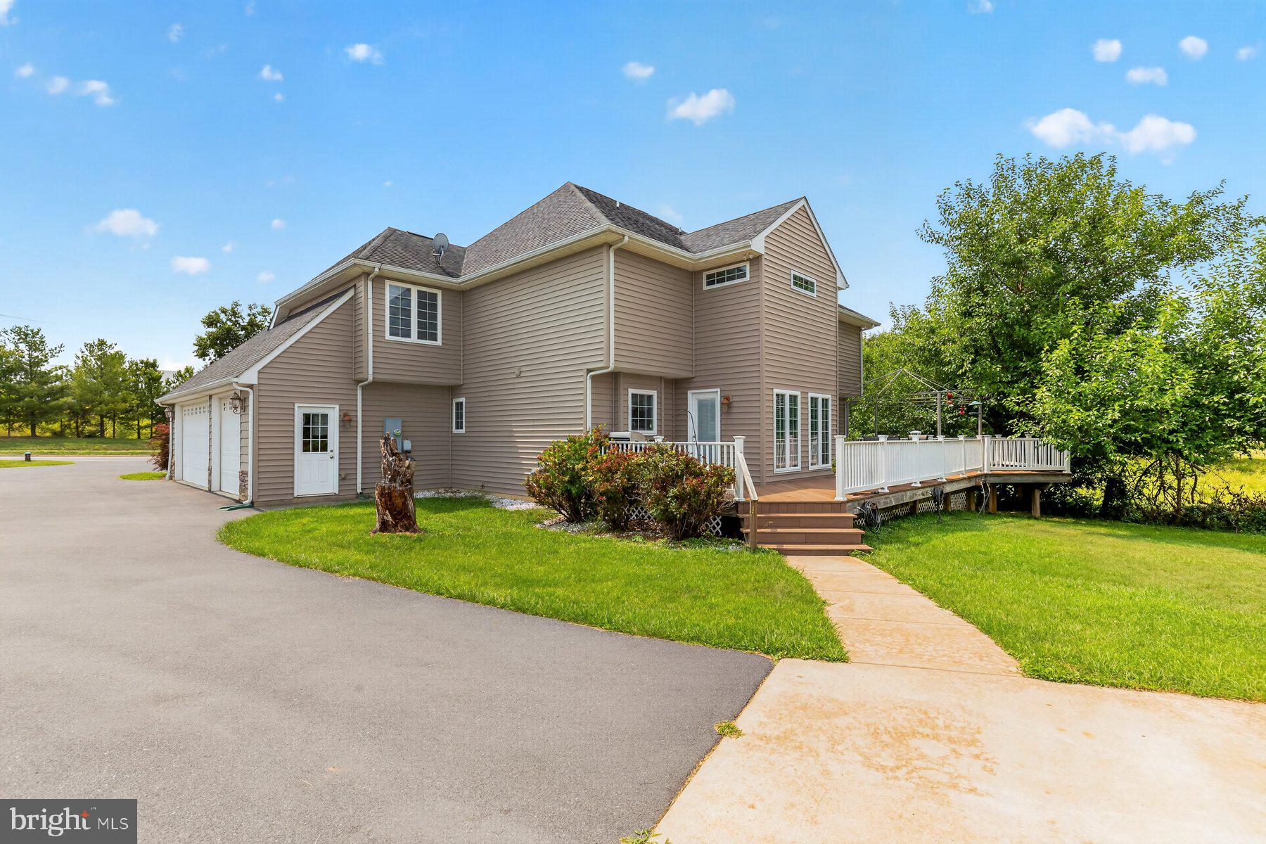 336 APPLE VALLEY ROAD