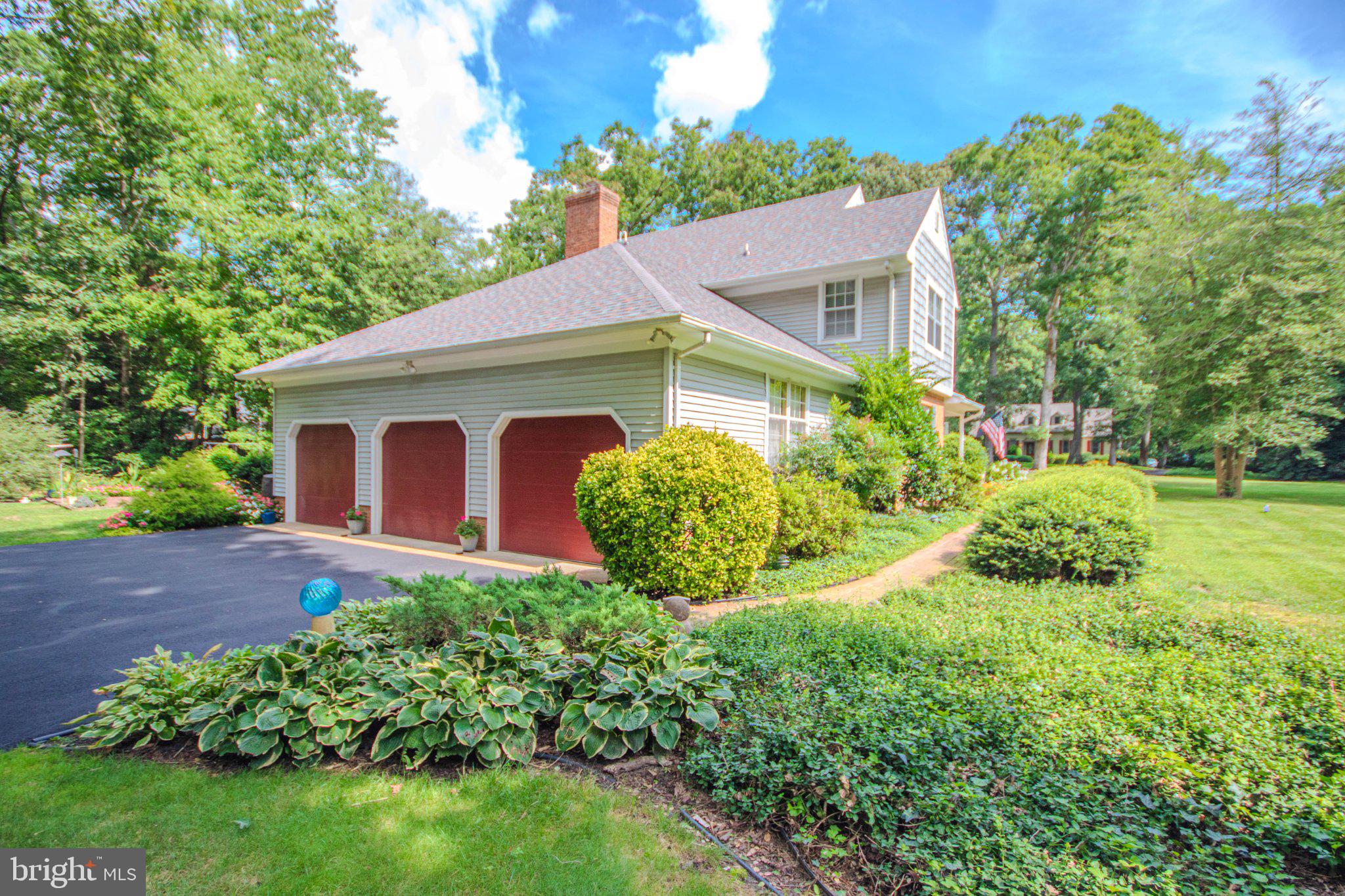 5434 LOCH NESS TERRACE