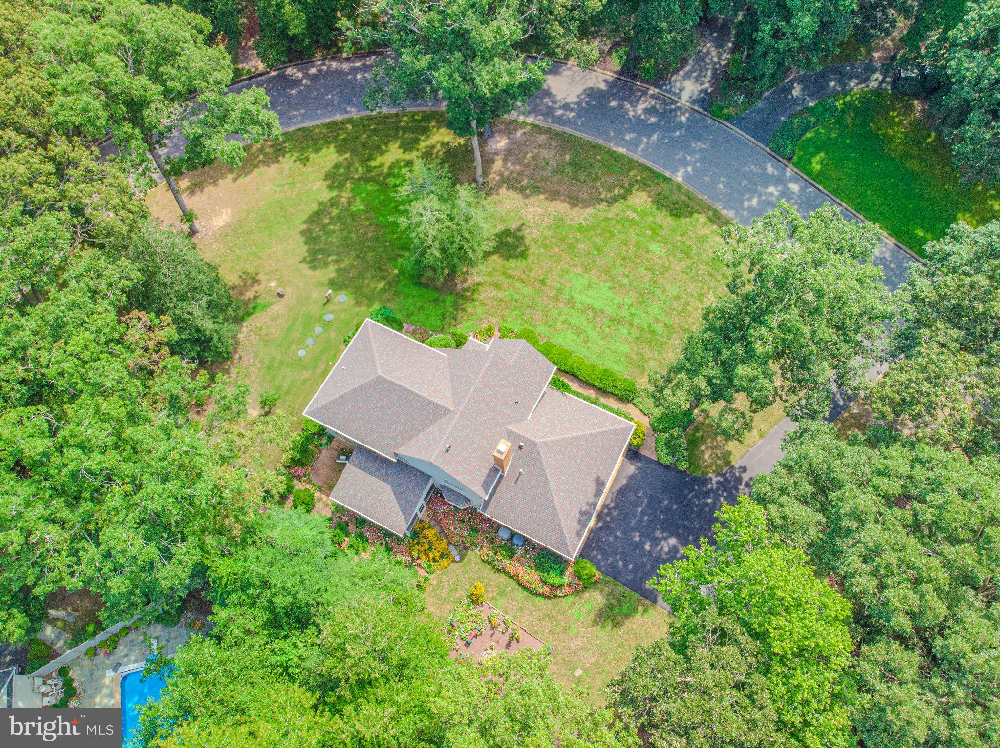 5434 LOCH NESS TERRACE