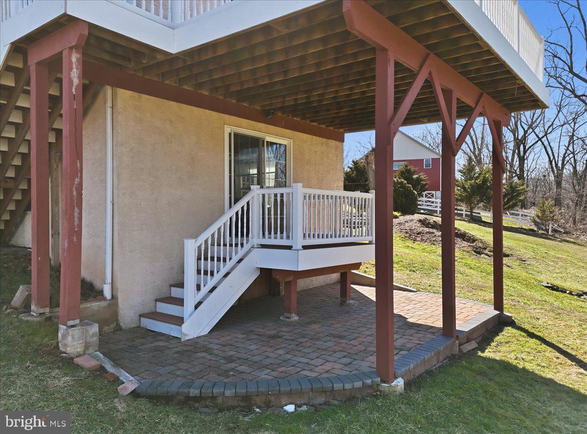 SCHWENKSVILLE - Residential