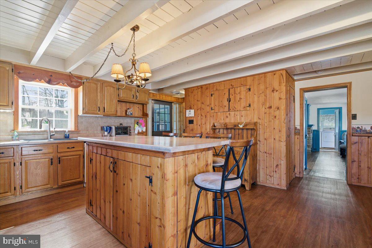 SCHWENKSVILLE - Residential