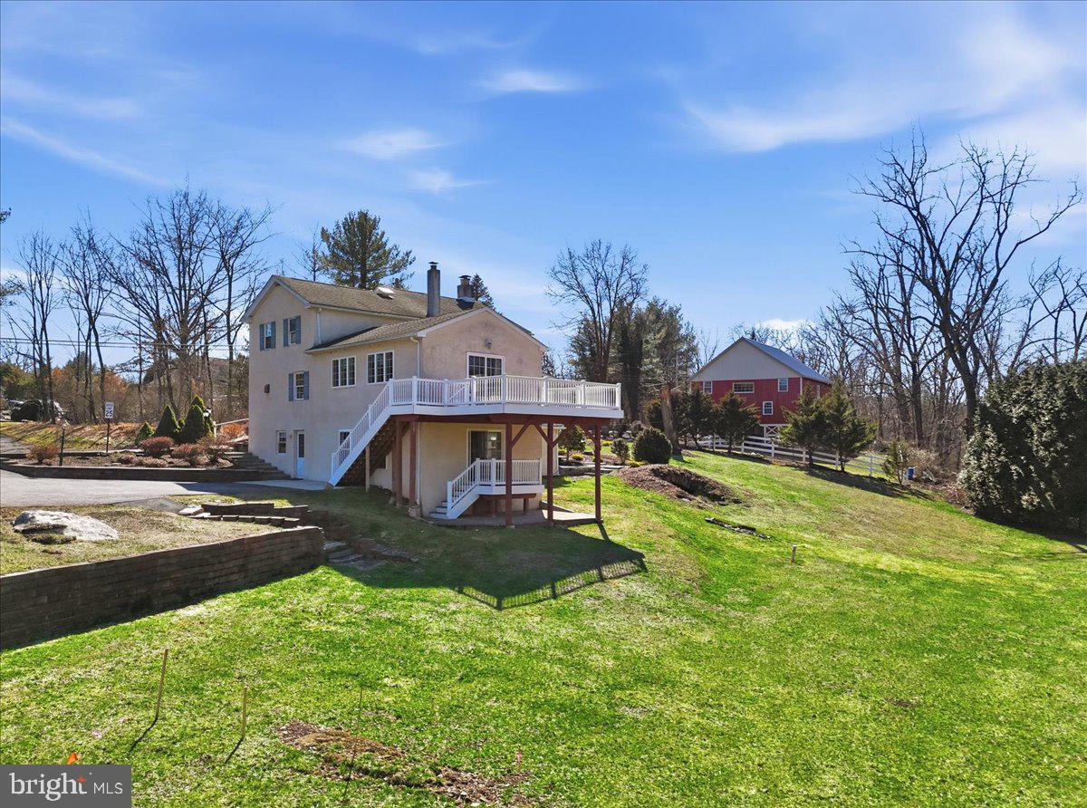 SCHWENKSVILLE - Residential