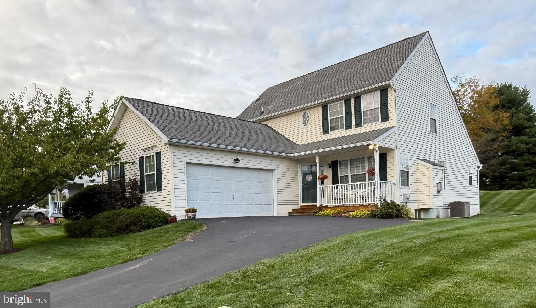 743 W GLENVIEW DRIVE