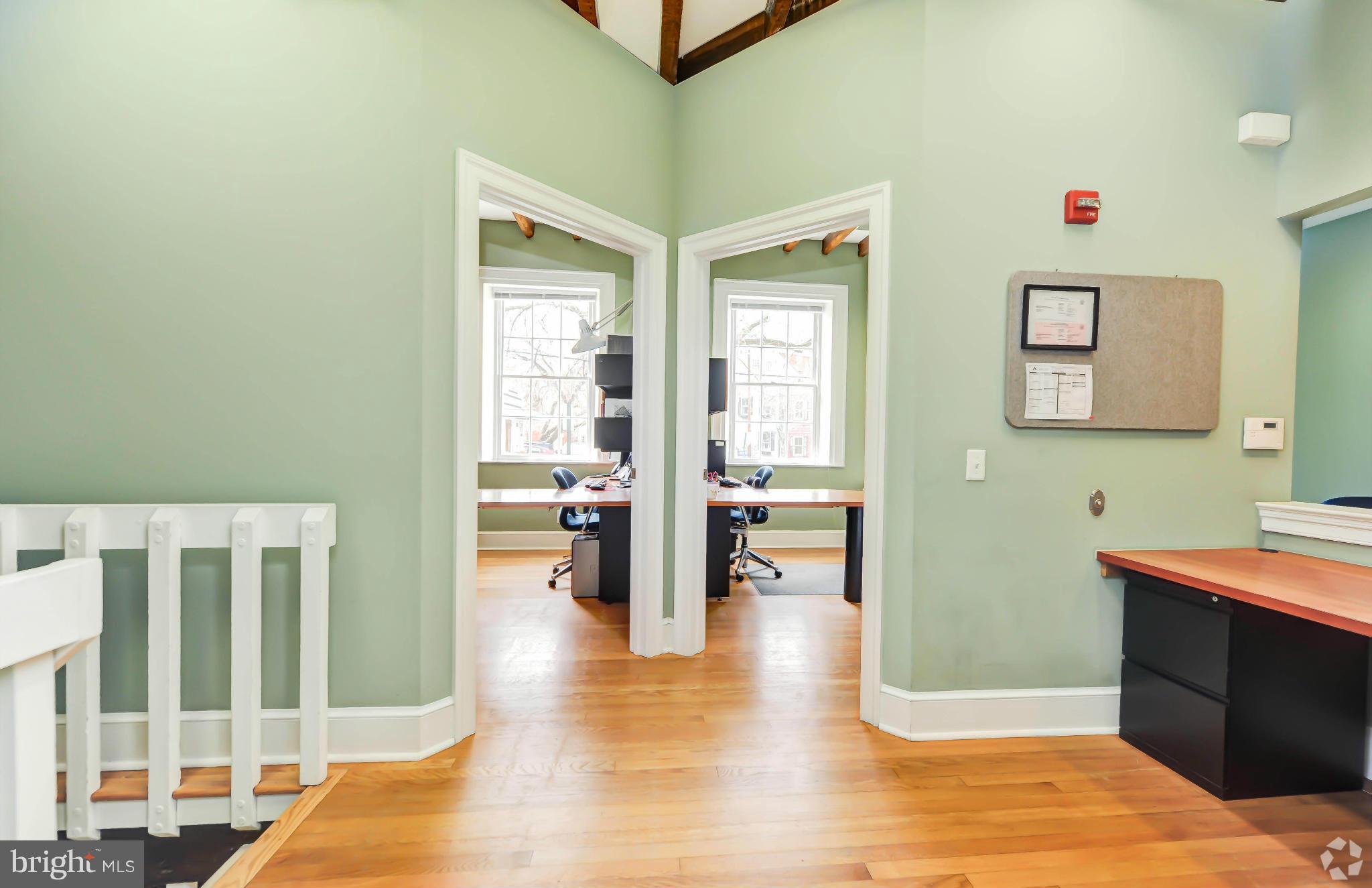 OLD TOWN ALEXANDRIA - Commercial Sale