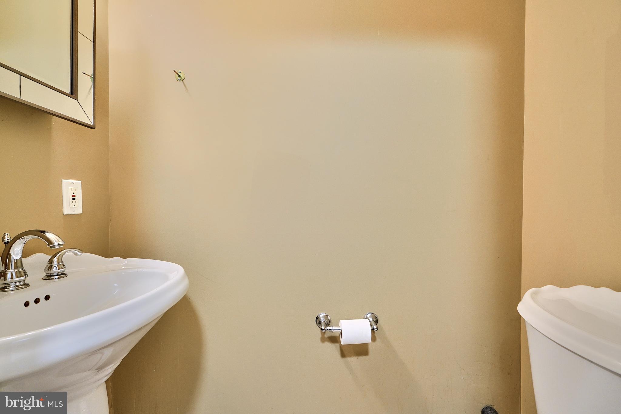 FEDERAL HILL HISTORIC DISTRICT - Residential Lease