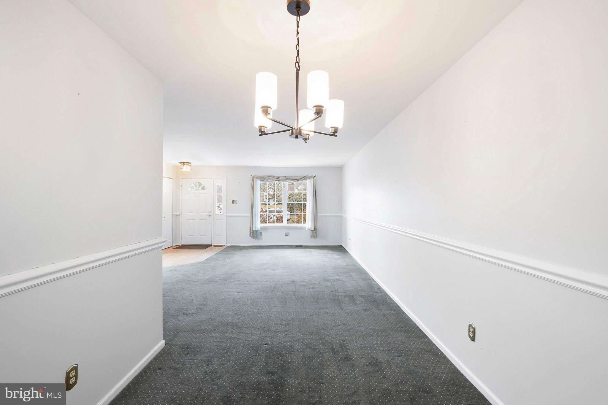 163 CAMBRIDGE CIRCLE 78