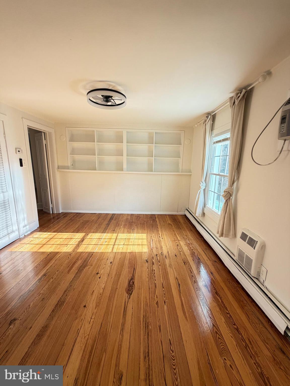 TY LIN DA ESTATES - Residential Lease