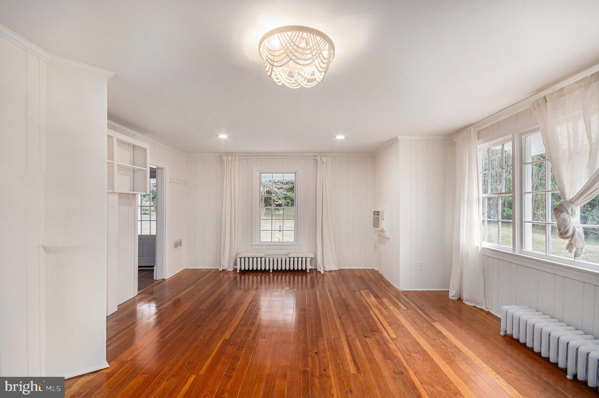 TY LIN DA ESTATES - Residential Lease