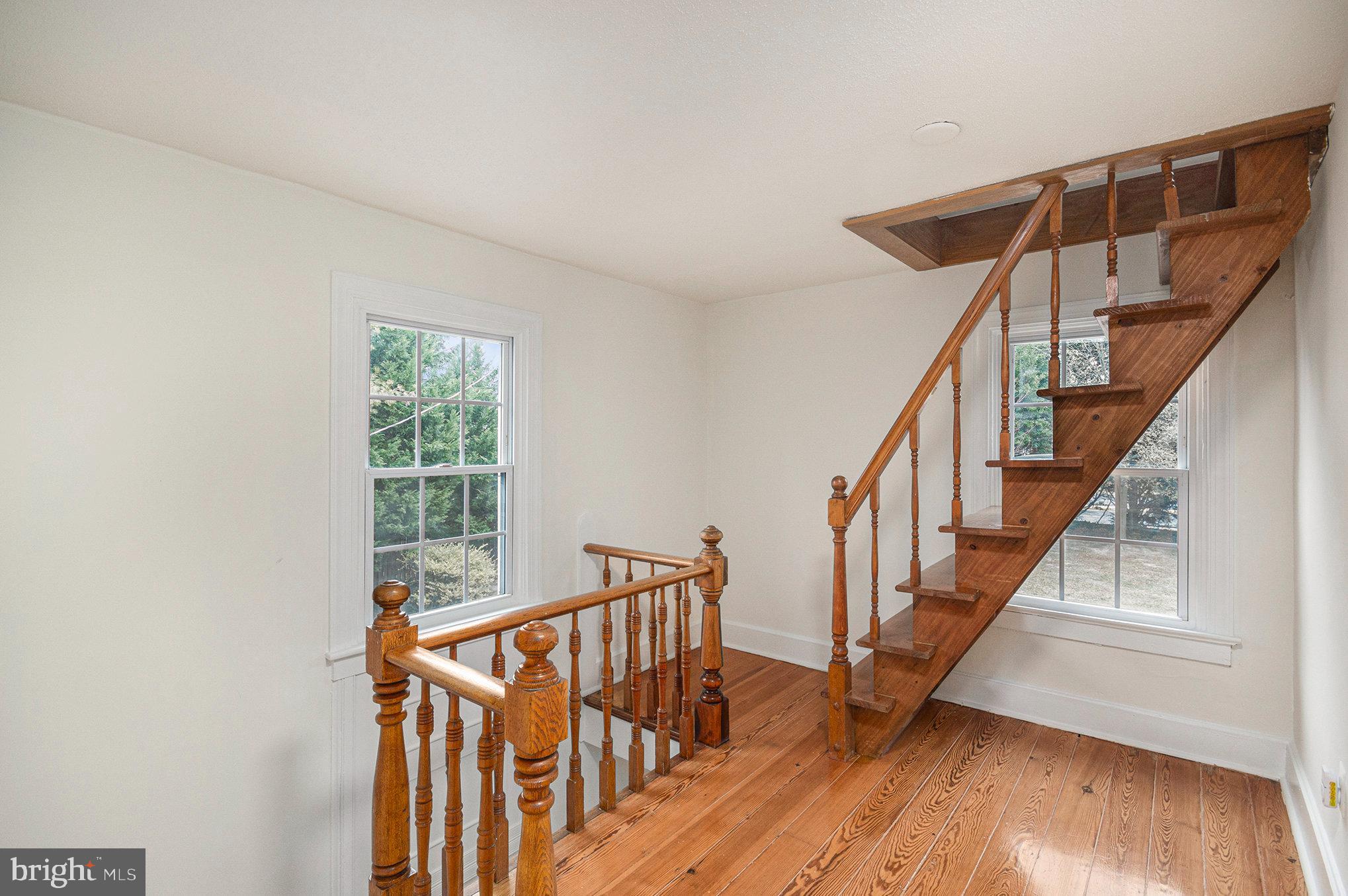 TY LIN DA ESTATES - Residential Lease