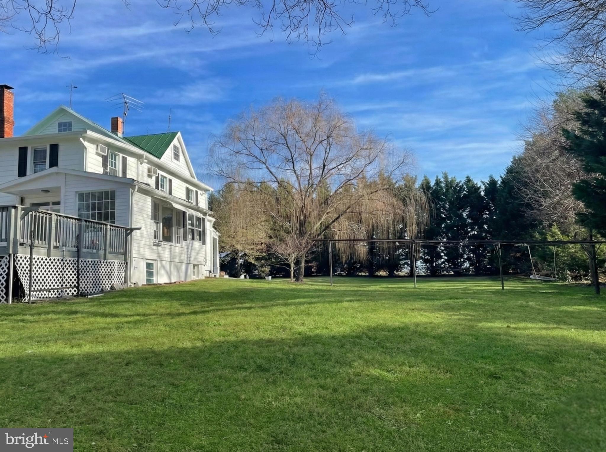 TY LIN DA ESTATES - Residential Lease