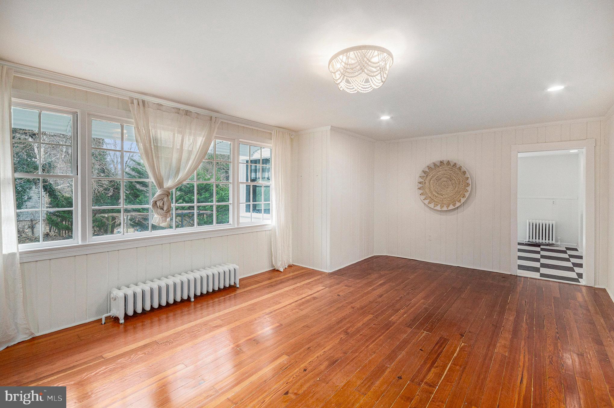 TY LIN DA ESTATES - Residential Lease