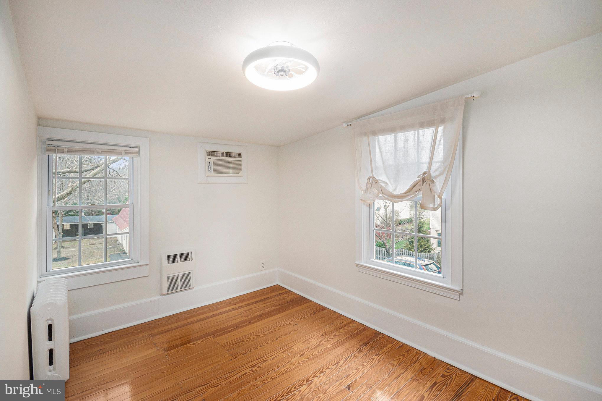 TY LIN DA ESTATES - Residential Lease