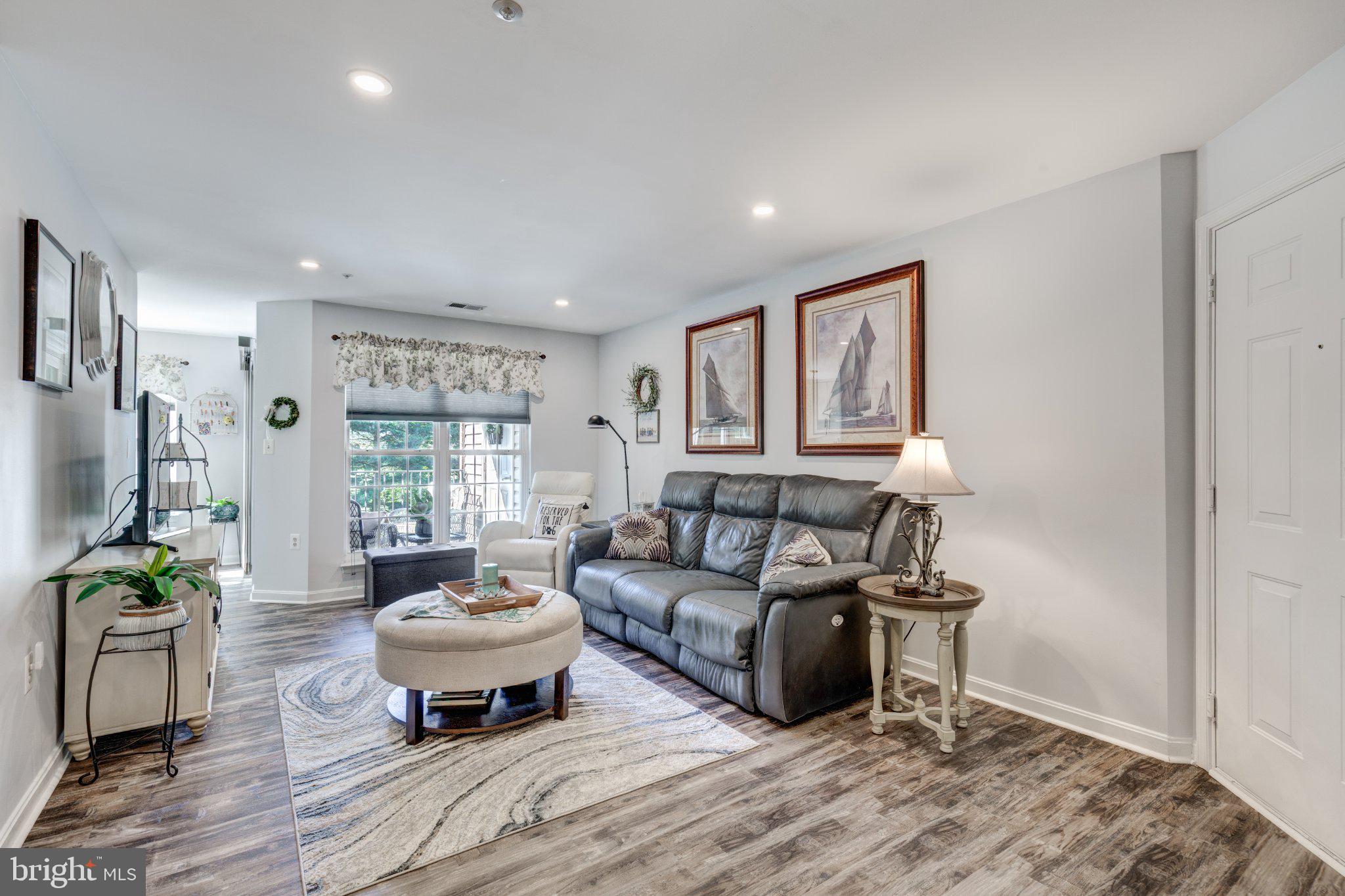 3840 NORMANDY DRIVE 2B
