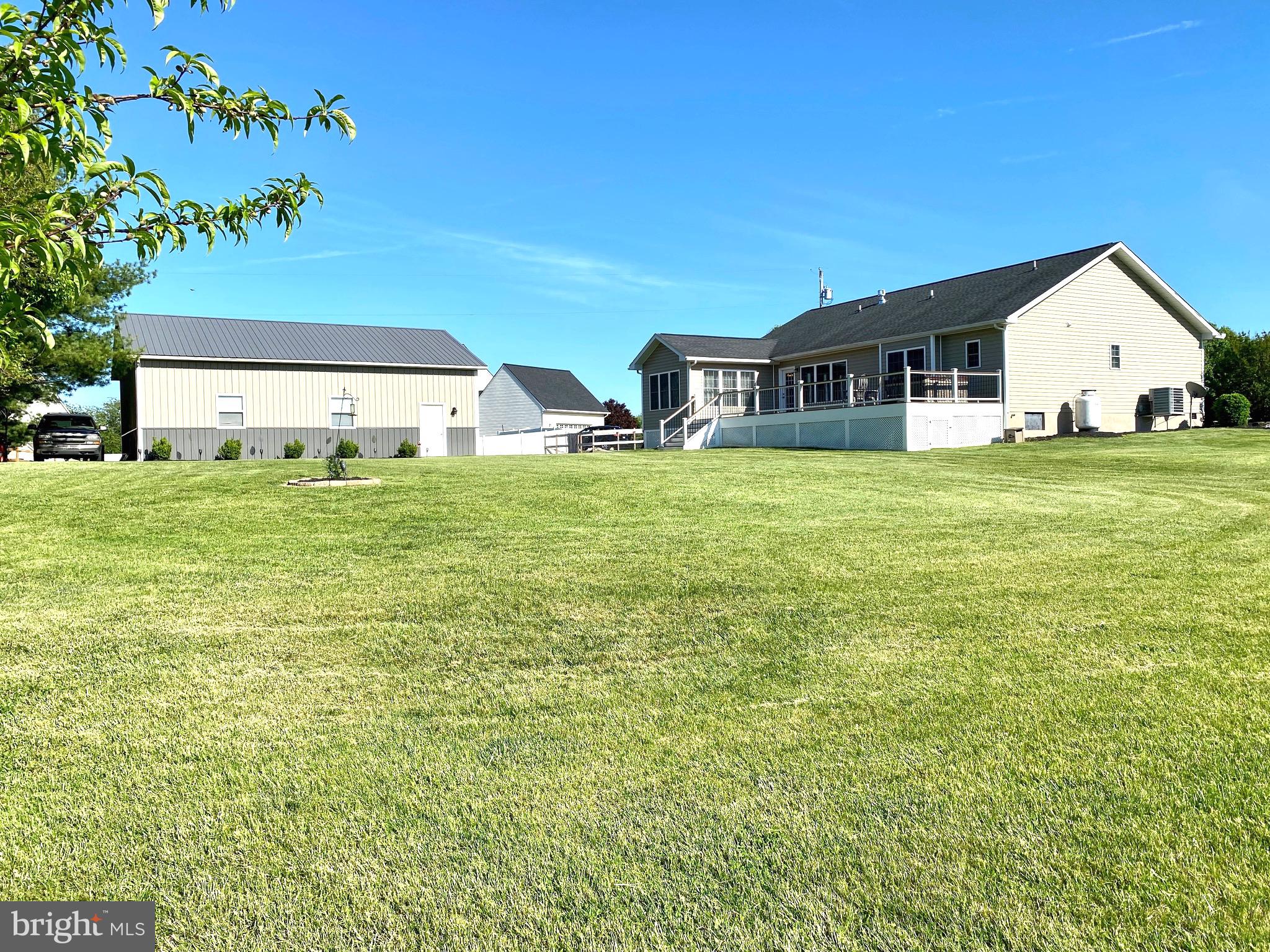 TWIN ACRES - Residential