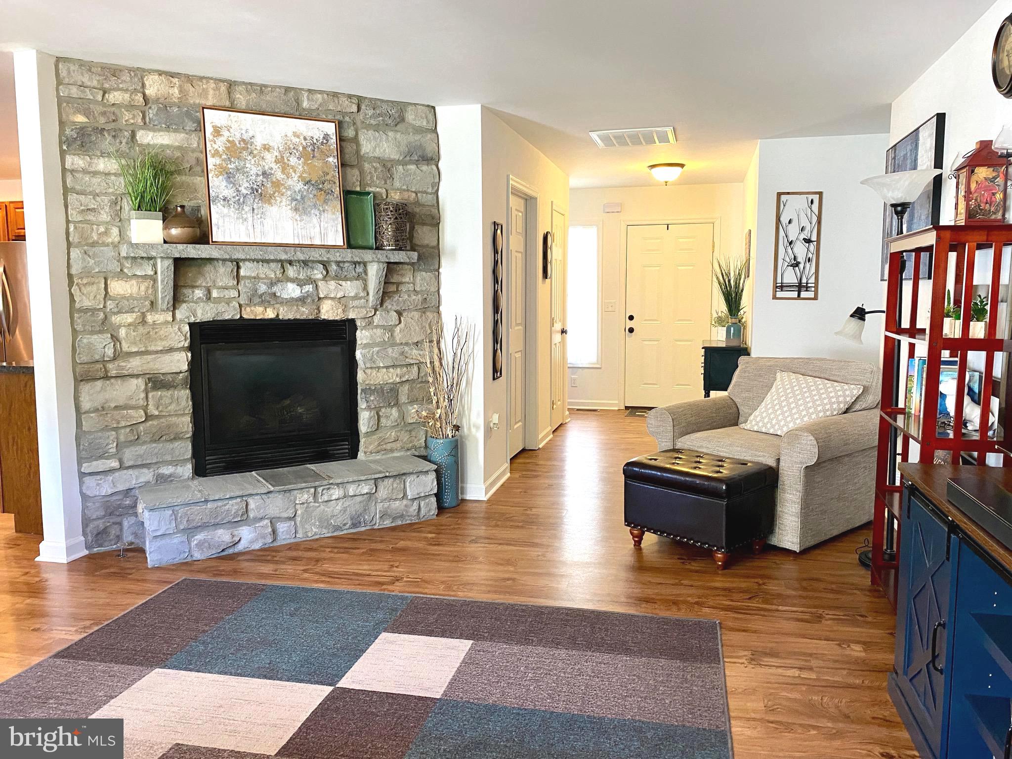 TWIN ACRES - Residential