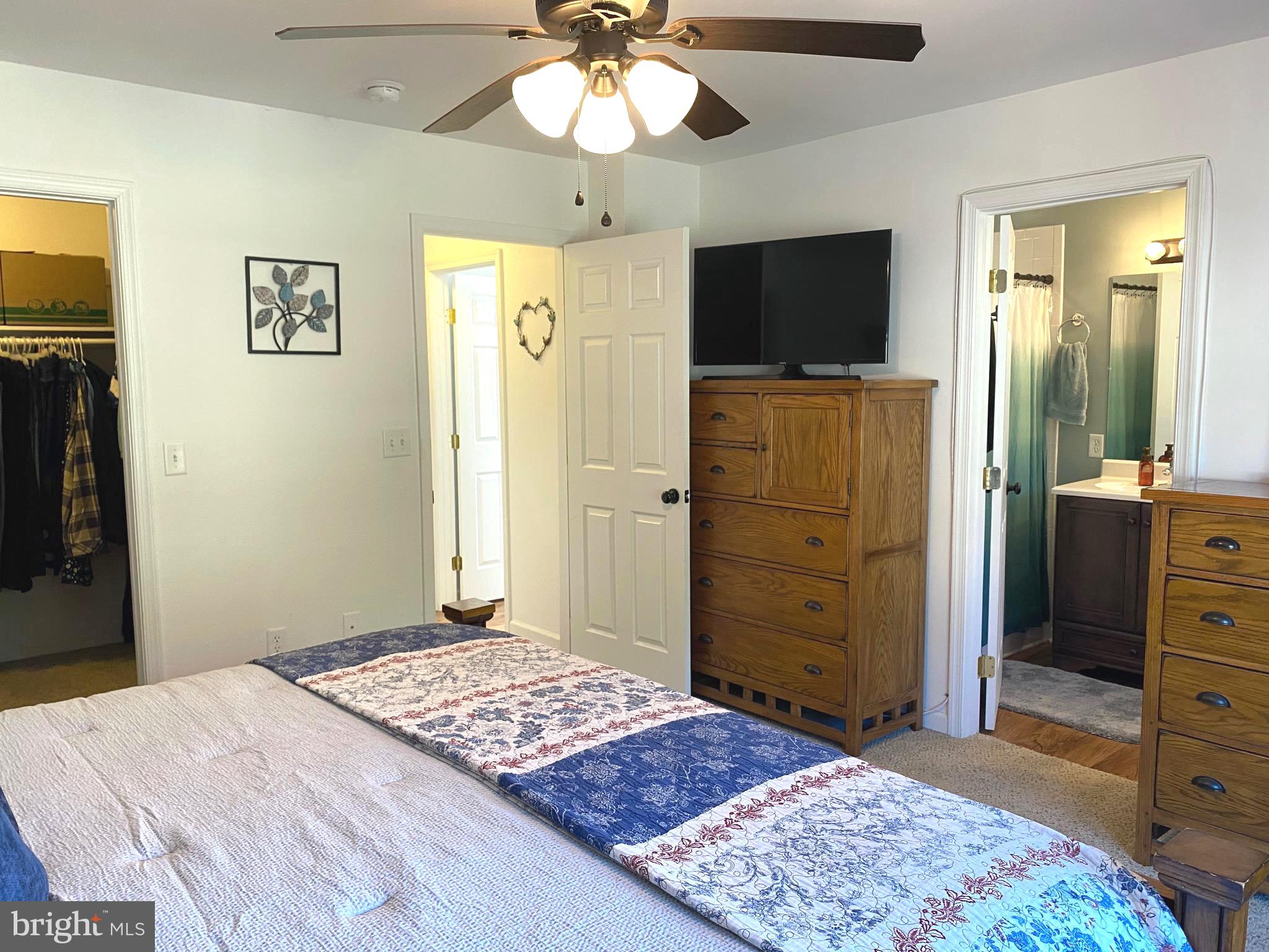 TWIN ACRES - Residential