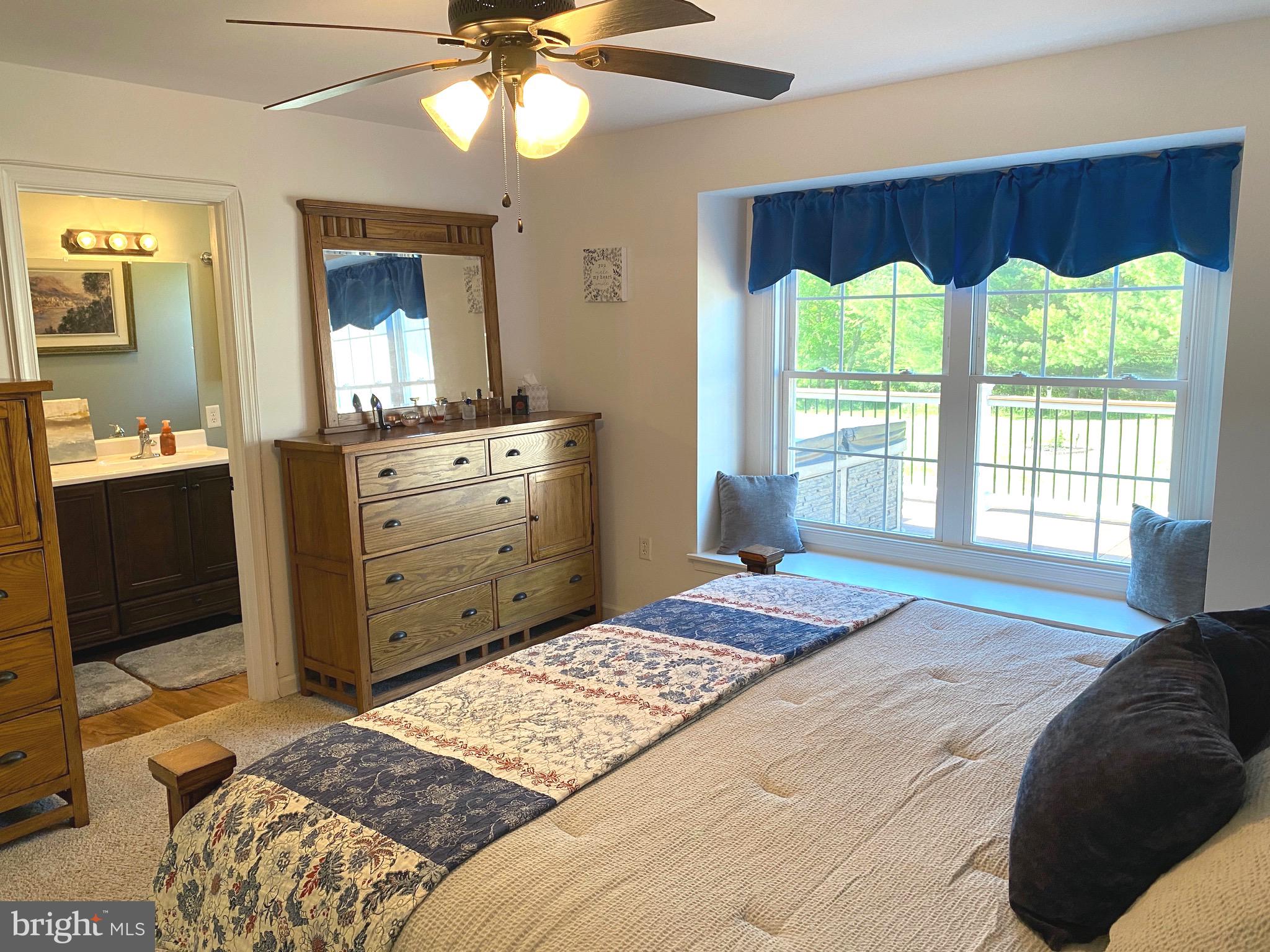 TWIN ACRES - Residential