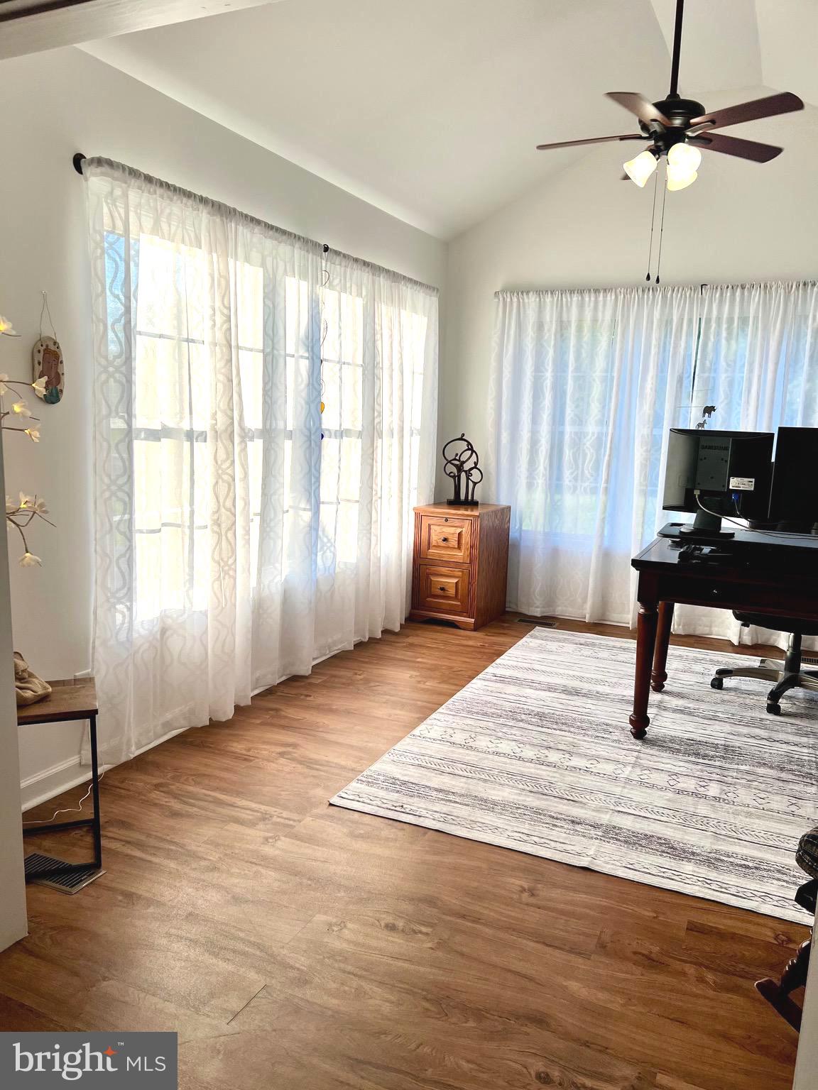 TWIN ACRES - Residential