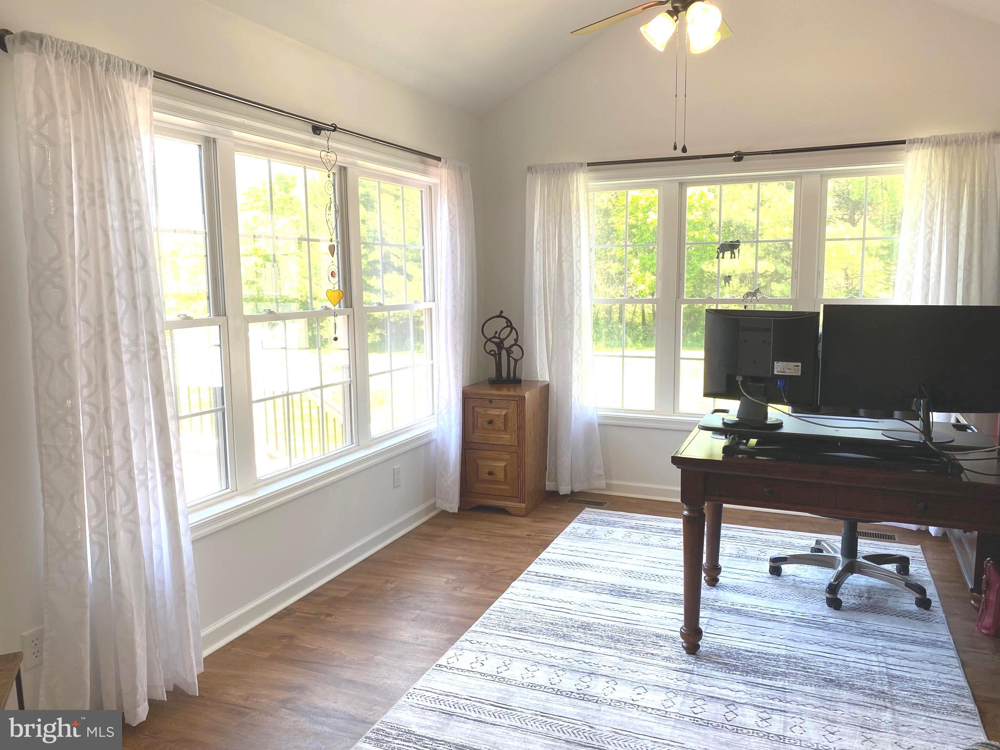 TWIN ACRES - Residential