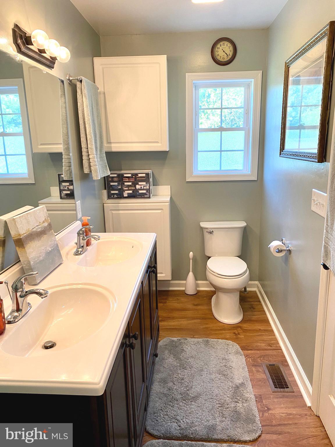 TWIN ACRES - Residential