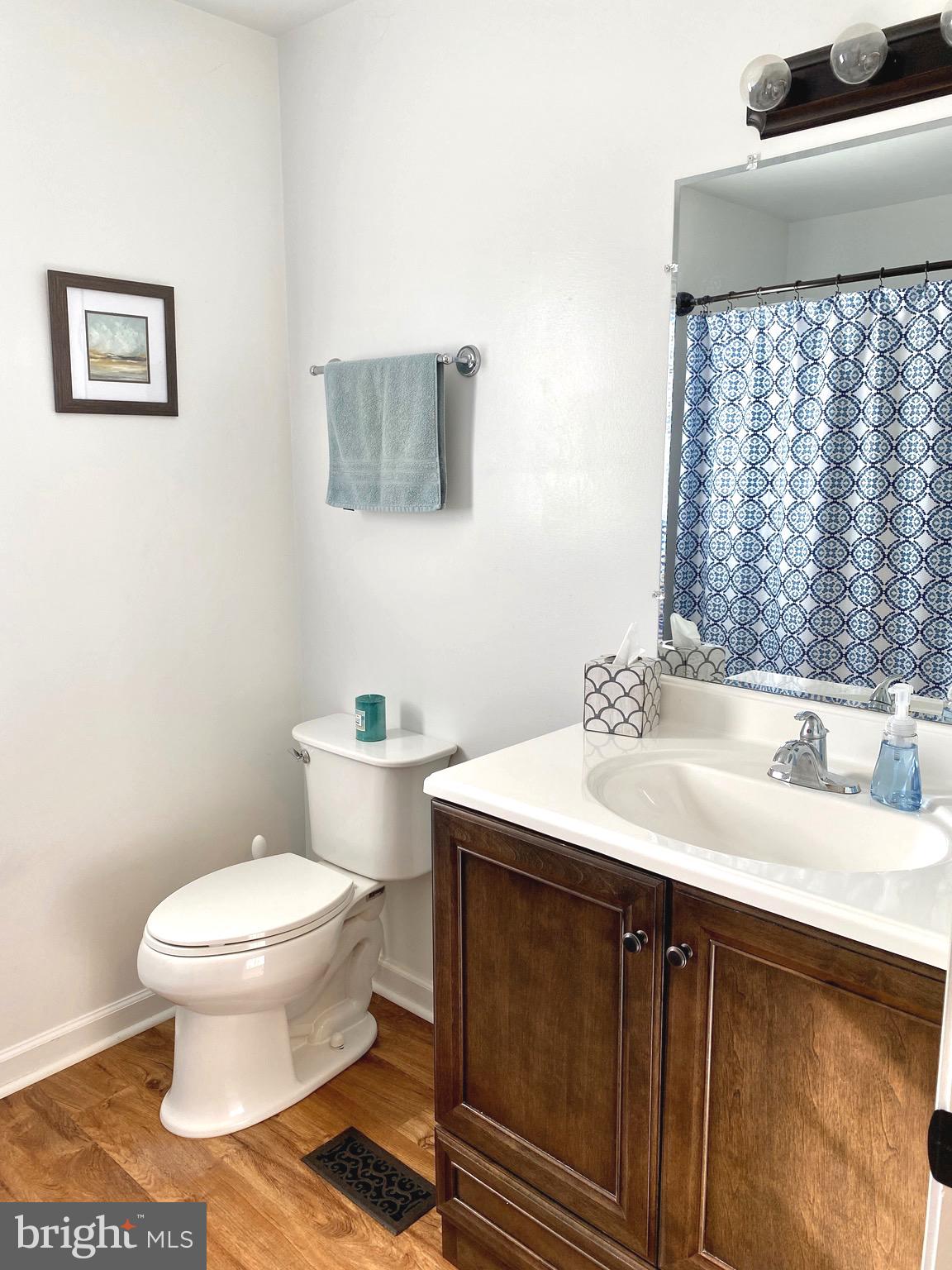 TWIN ACRES - Residential