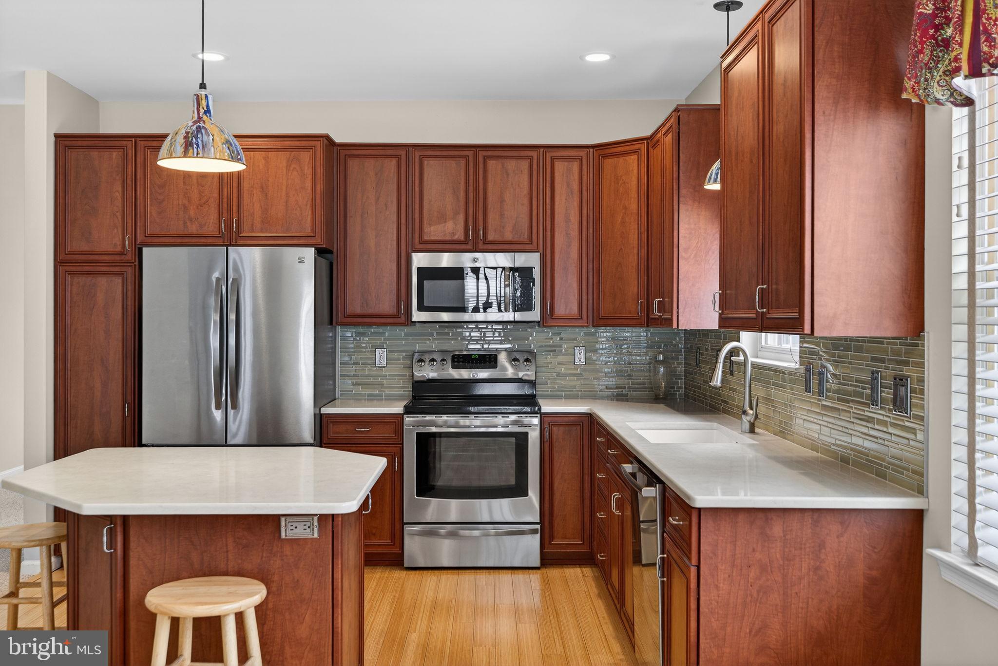 LEGACY OAKS - Residential