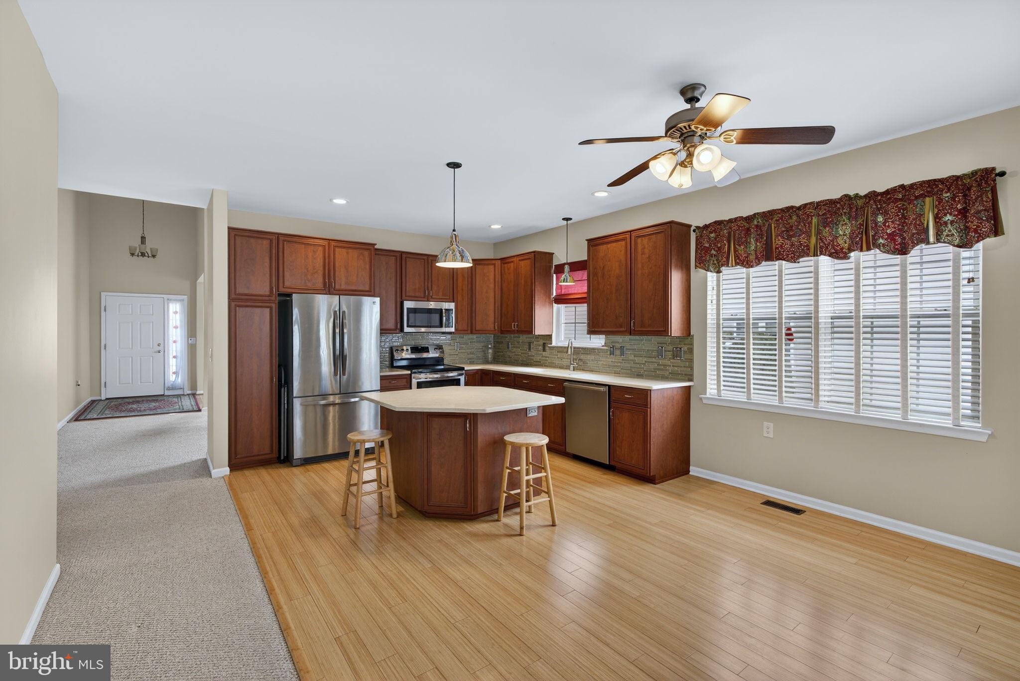 LEGACY OAKS - Residential