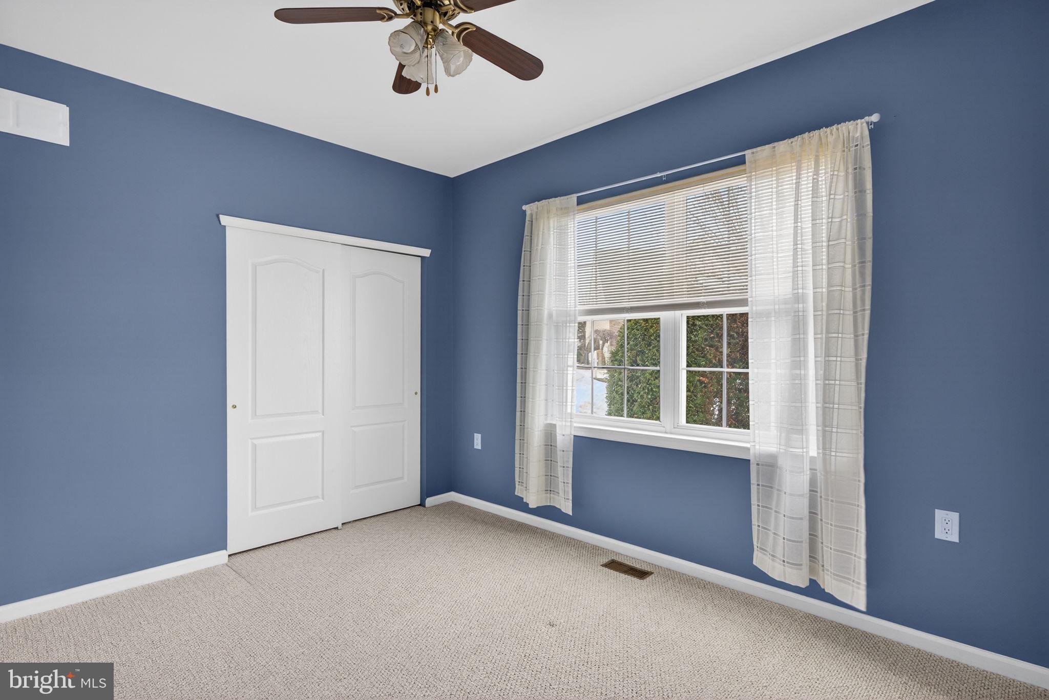 LEGACY OAKS - Residential