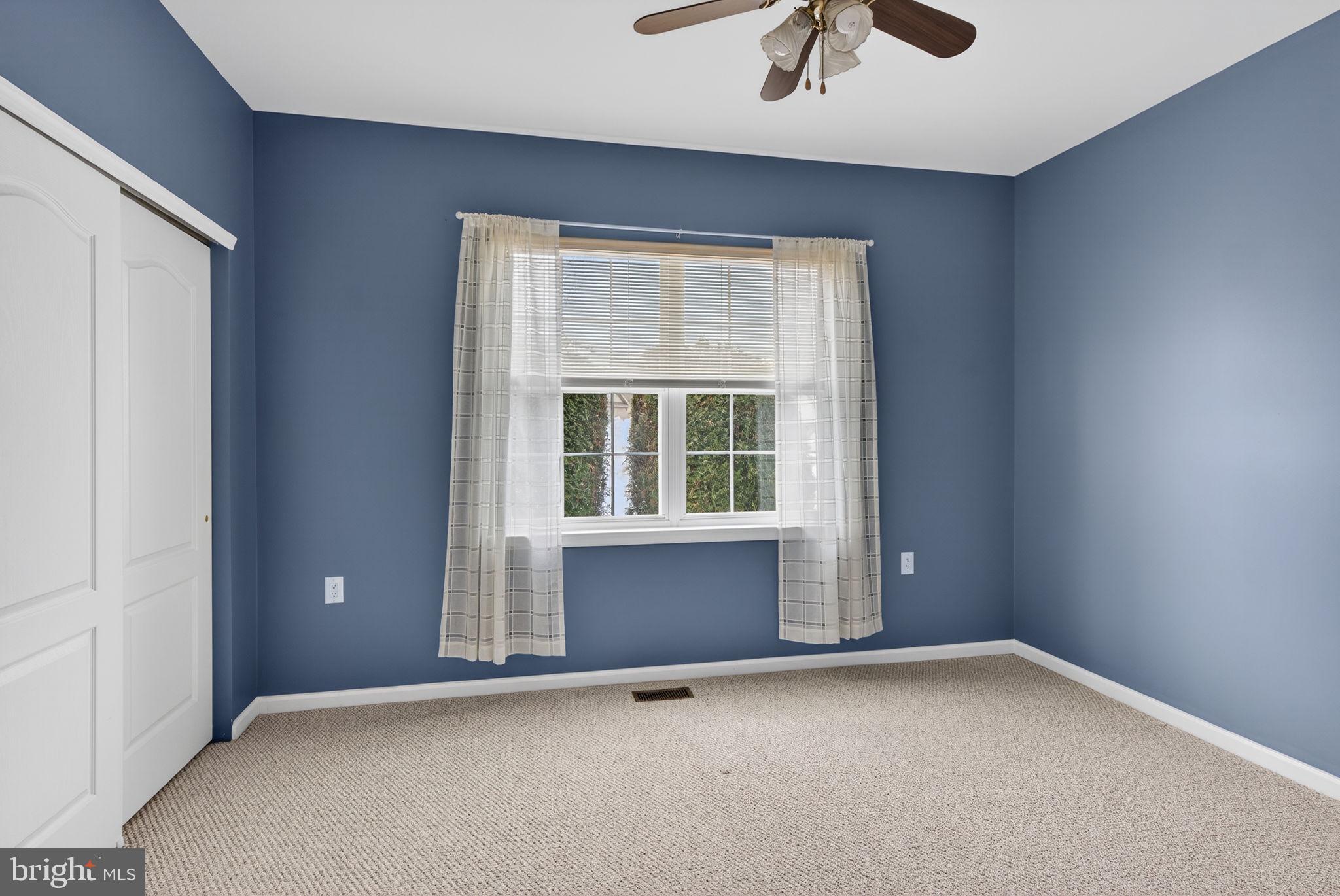 LEGACY OAKS - Residential