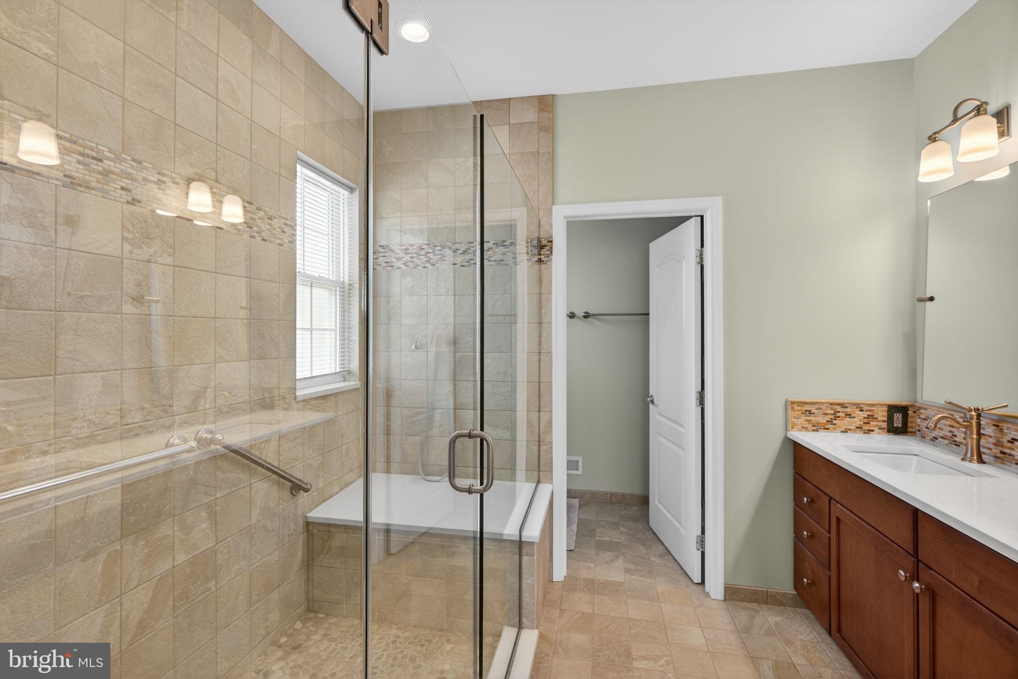 LEGACY OAKS - Residential