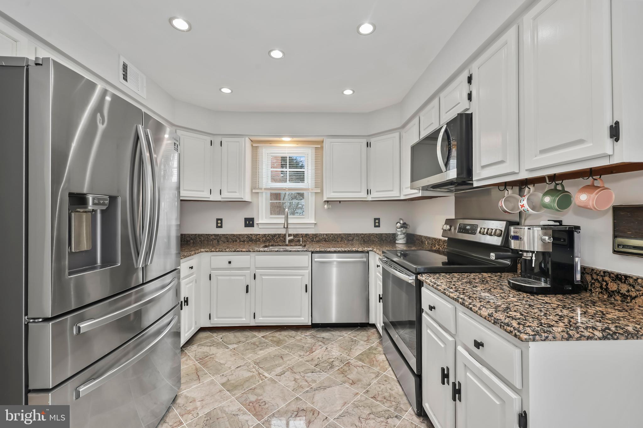 FRANKLIN GLEN - Residential