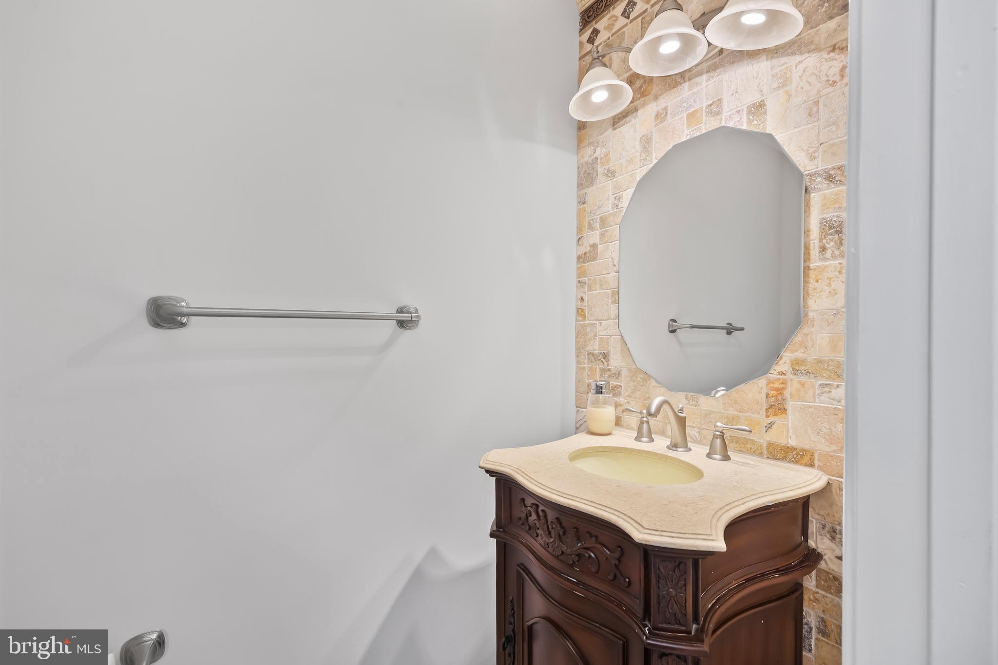 FRANKLIN GLEN - Residential