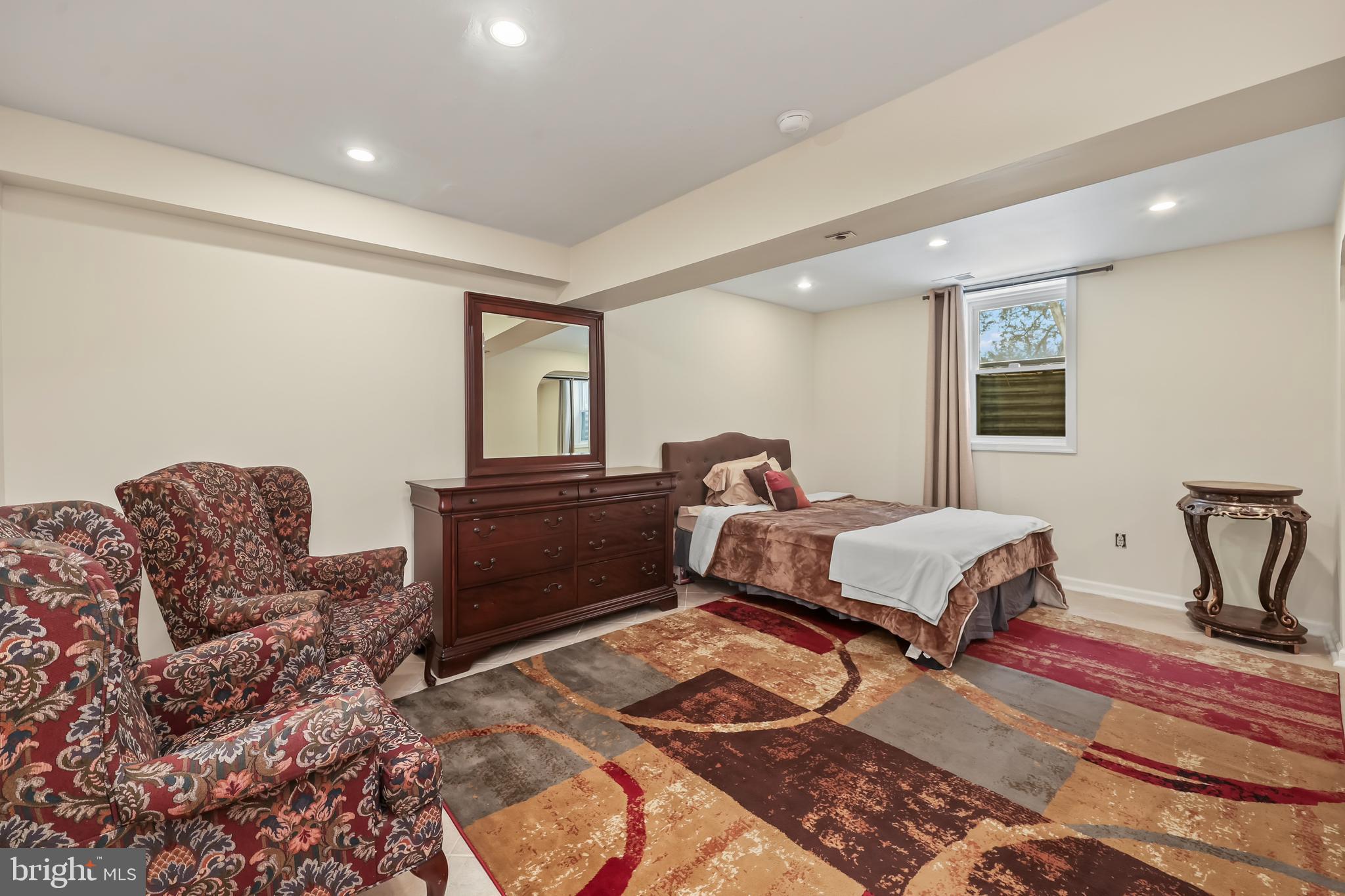 FRANKLIN GLEN - Residential