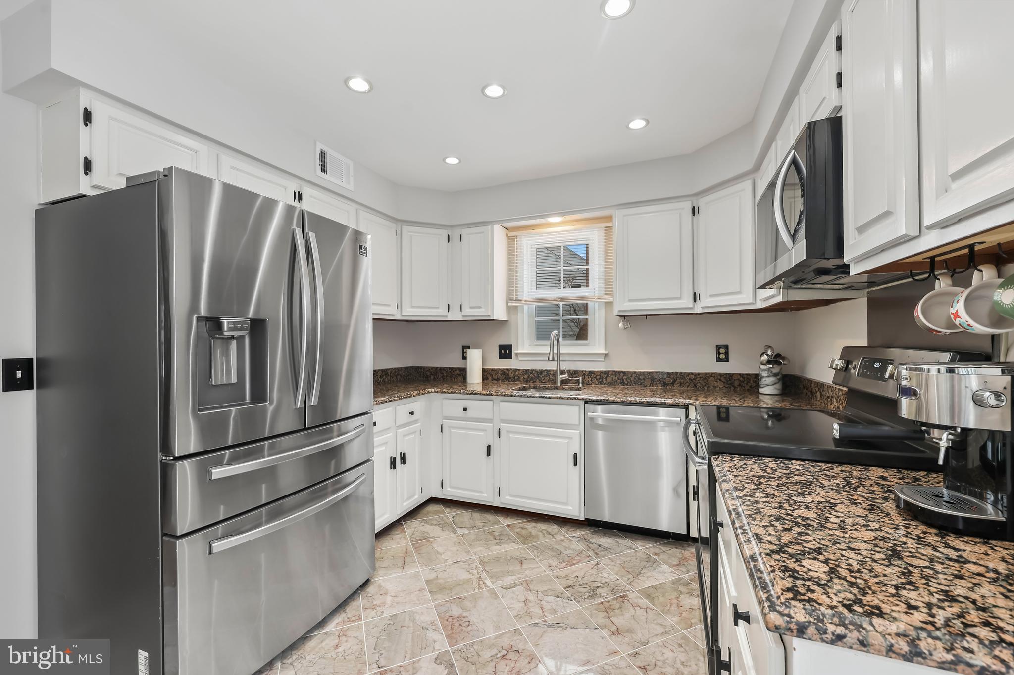 FRANKLIN GLEN - Residential