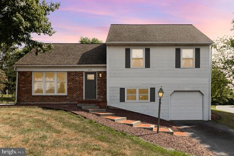 Photo of 2865 Nolt Road, Lancaster, PA 17601 (MLS # PALA2054530)