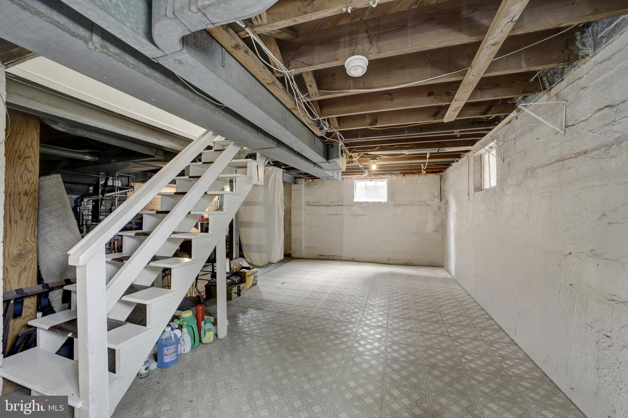 NORTHWOOD PARK - Residential Lease