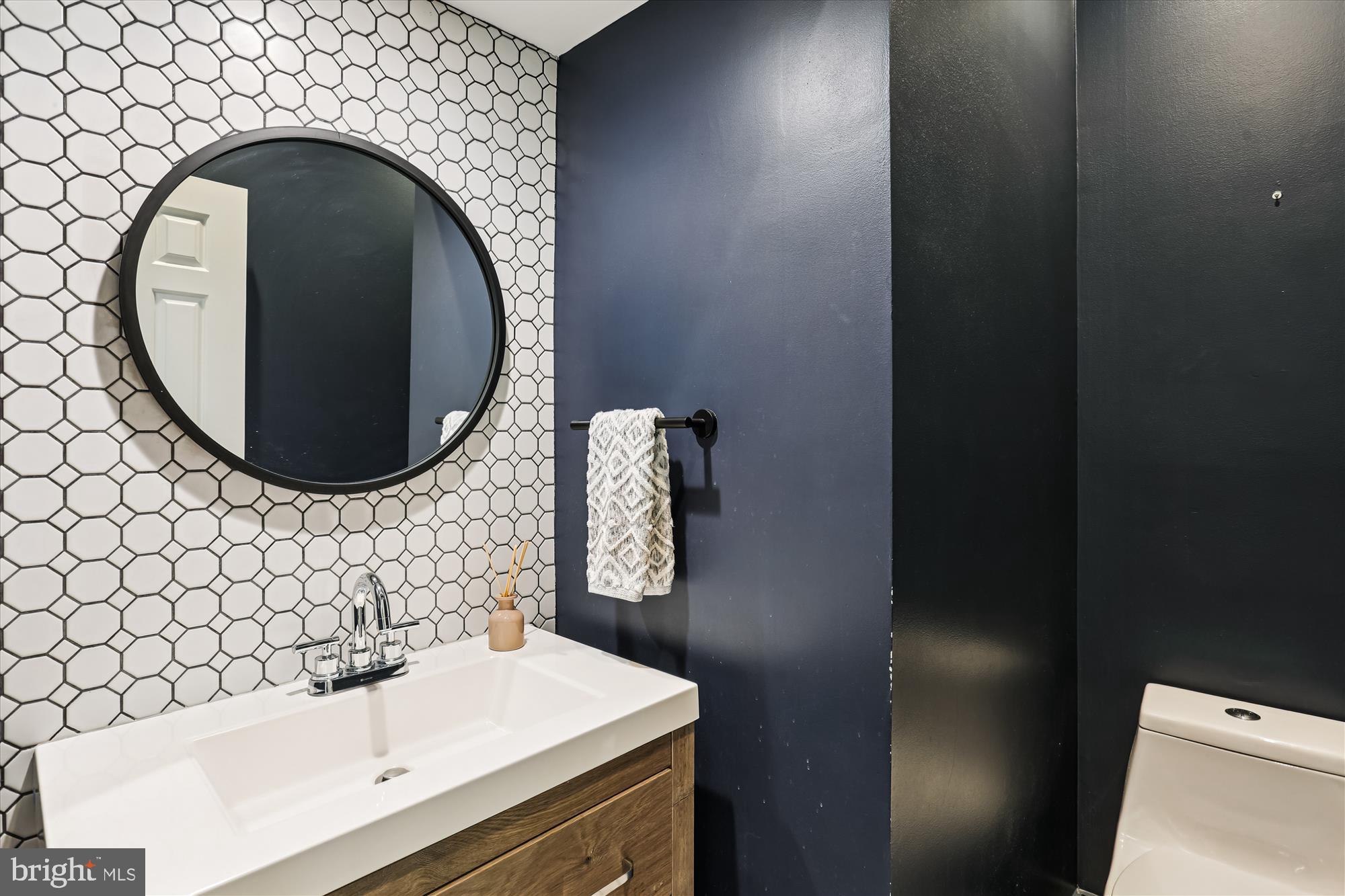 AVENEL - Residential Lease