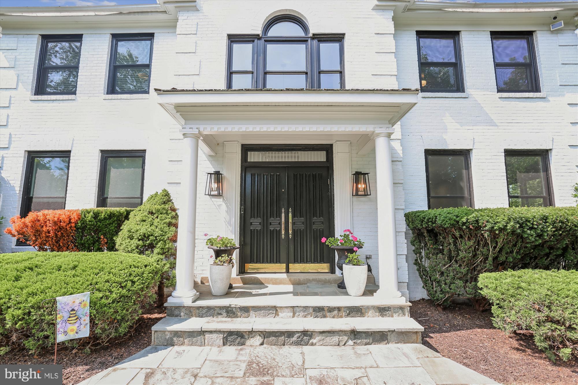 AVENEL - Residential Lease