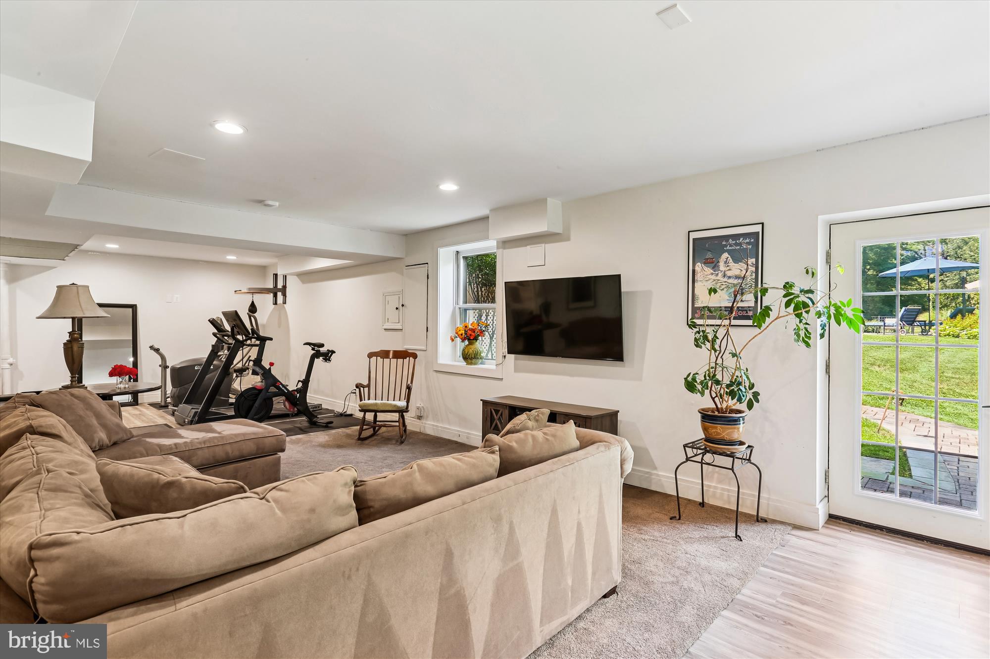 AVENEL - Residential Lease