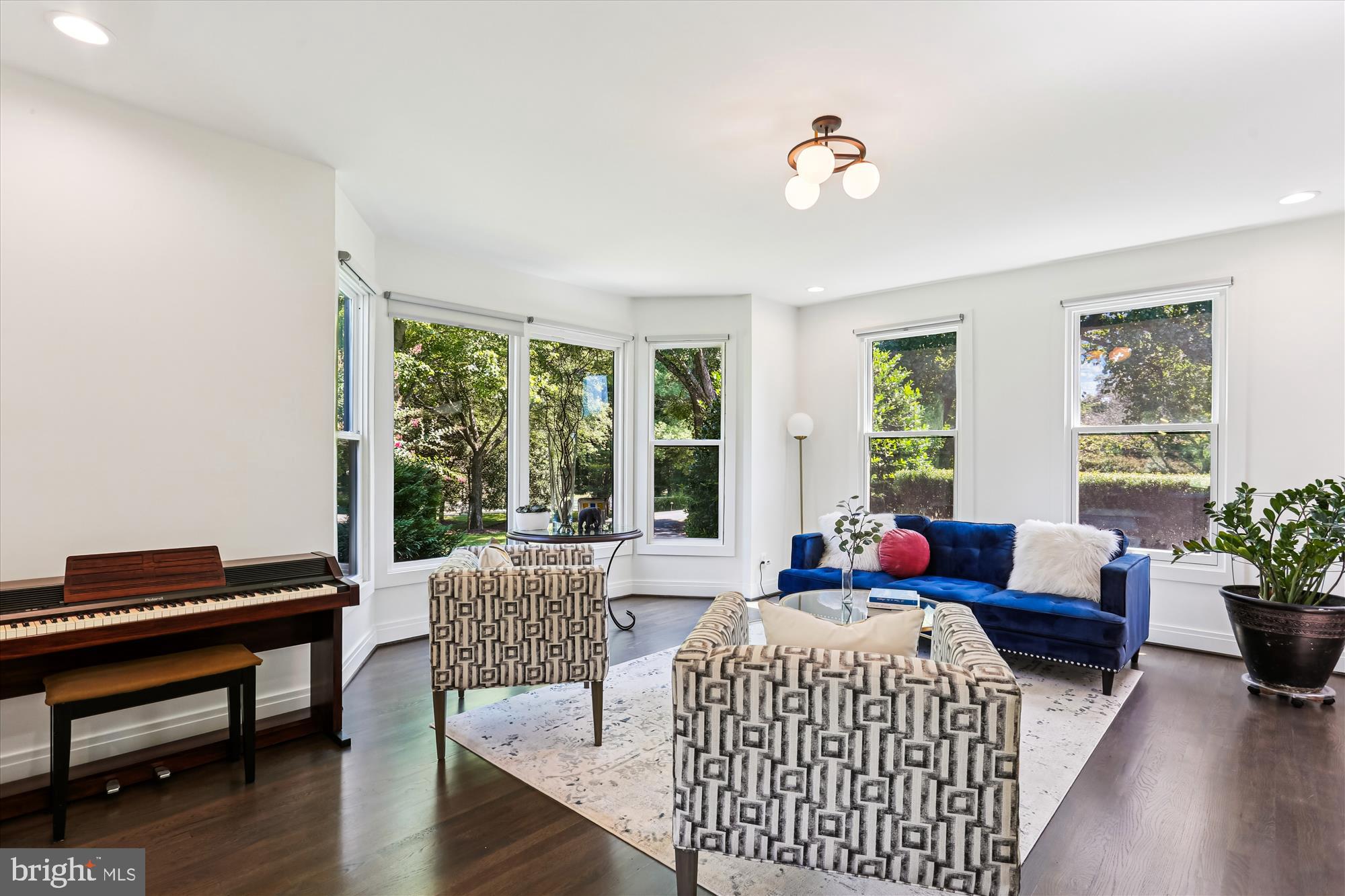 AVENEL - Residential Lease